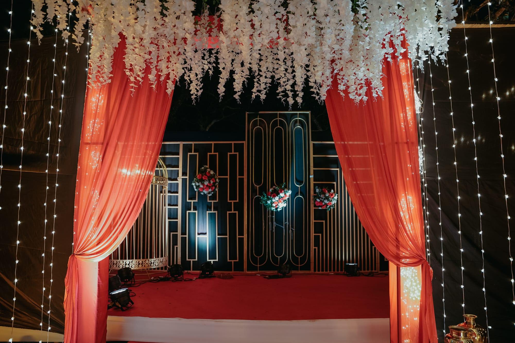 Raksha & Mithil, moment 13