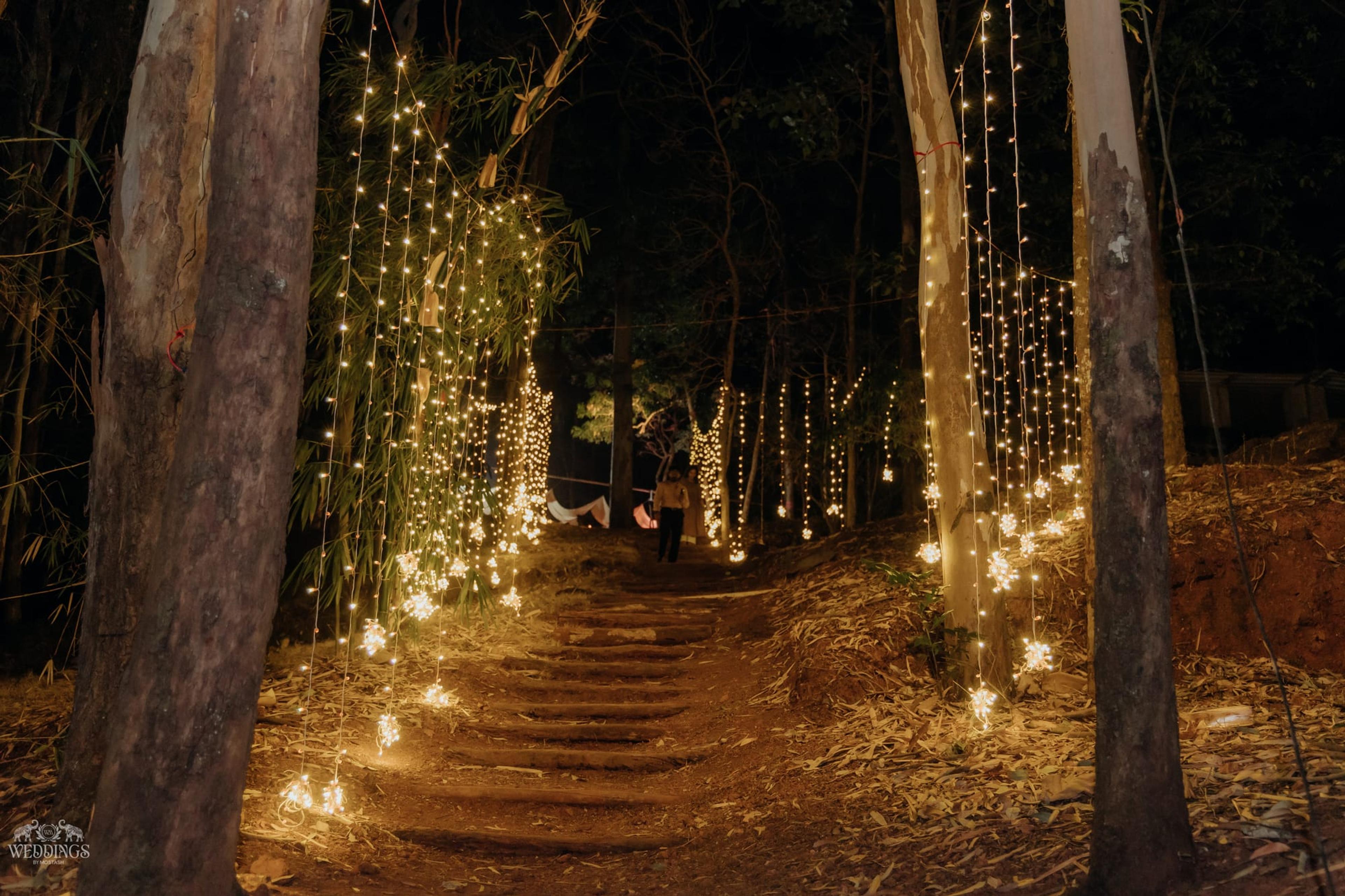 Shruti & Sameer, moment 5