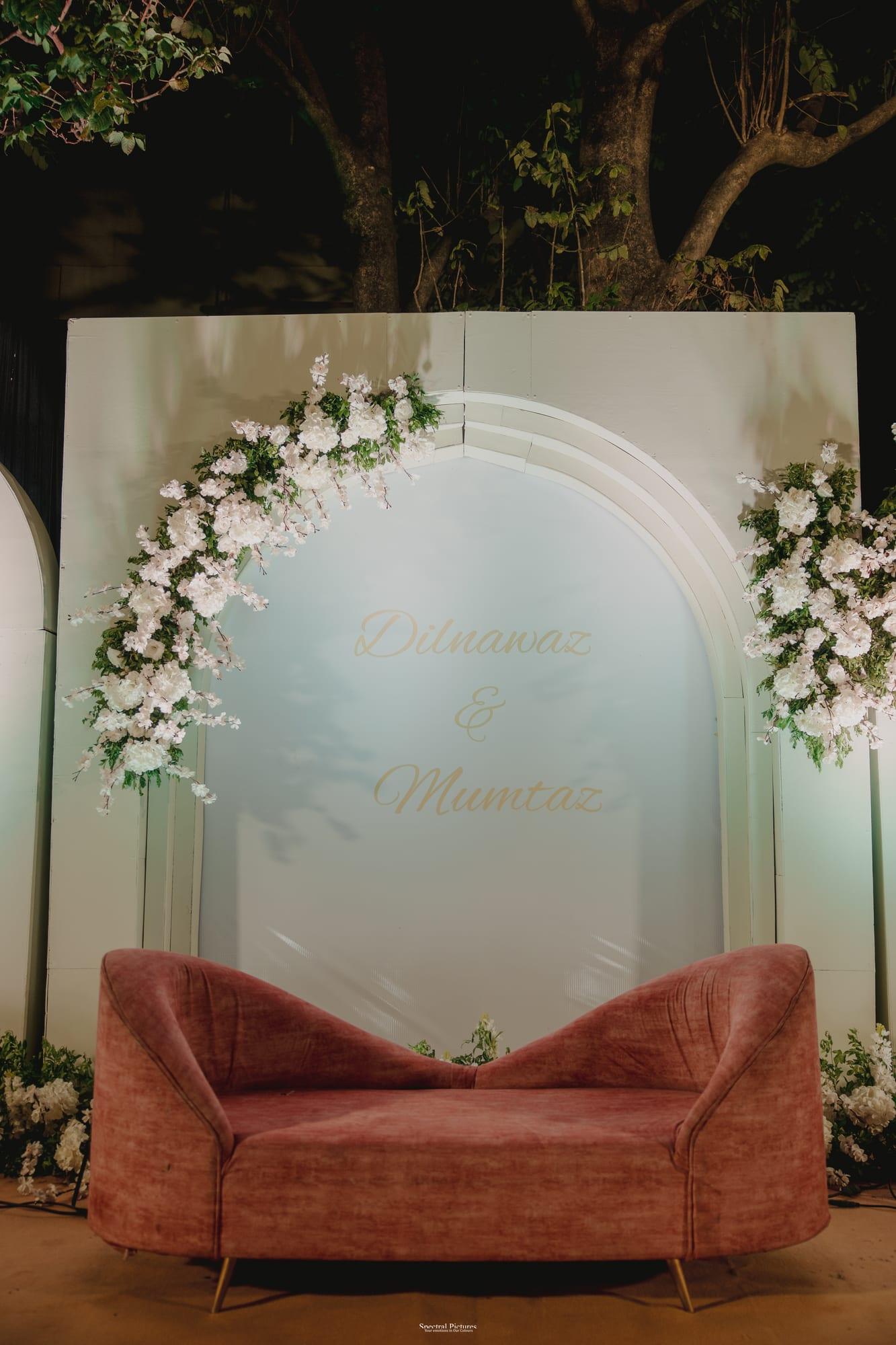 Dilnawaz & Mumtaz, moment 4