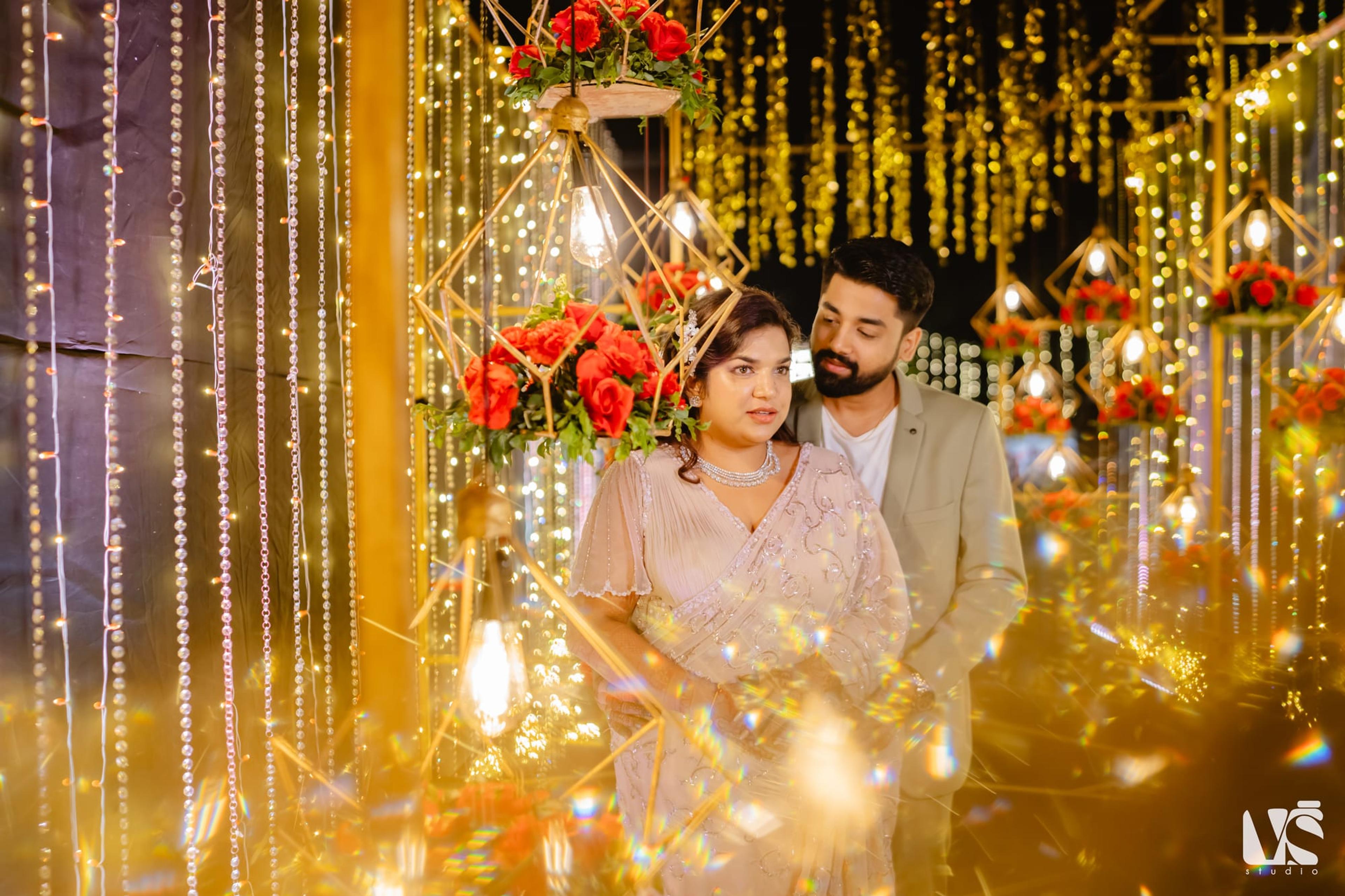 Nishant & Karniar, moment 4