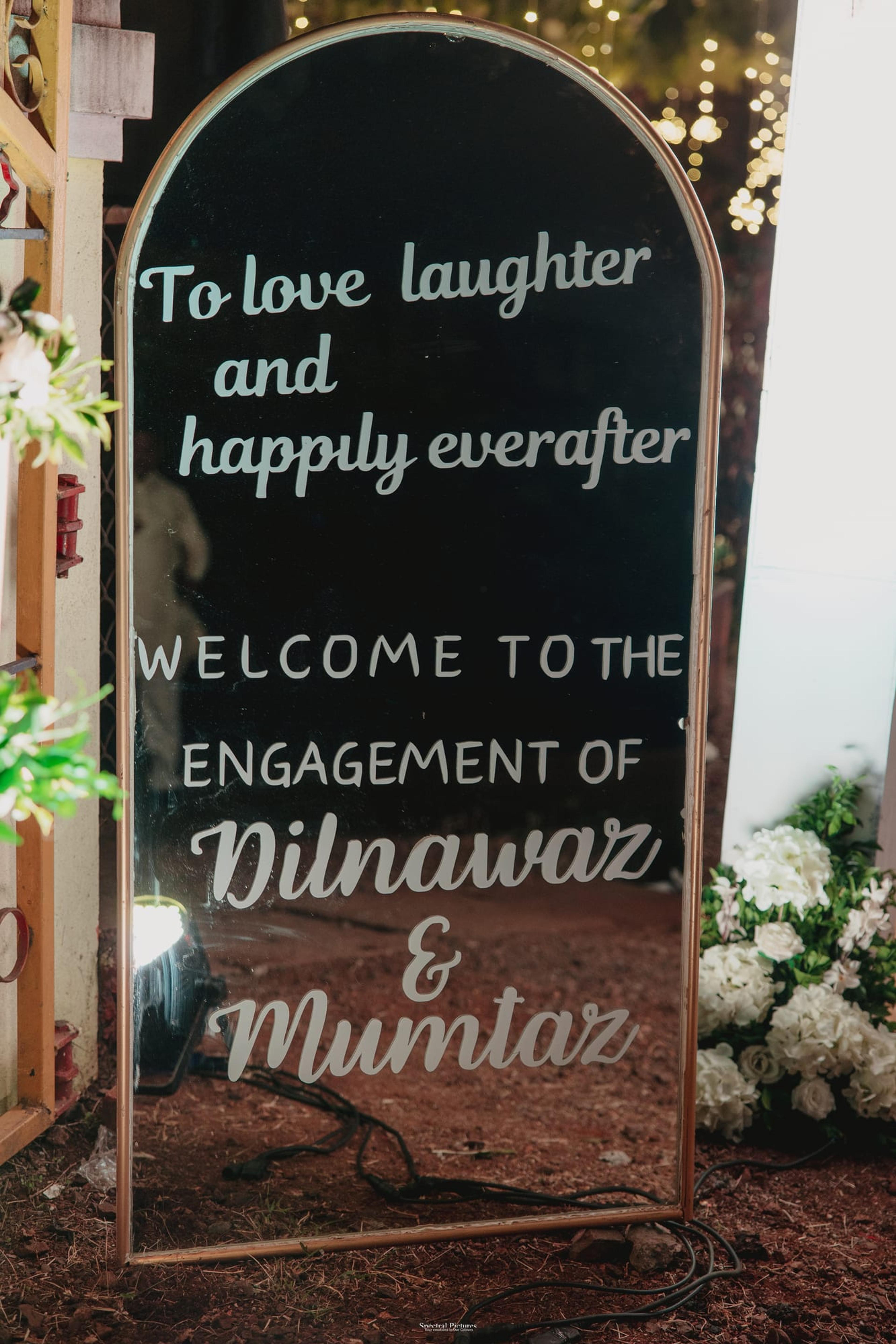 Dilnawaz & Mumtaz, moment 6