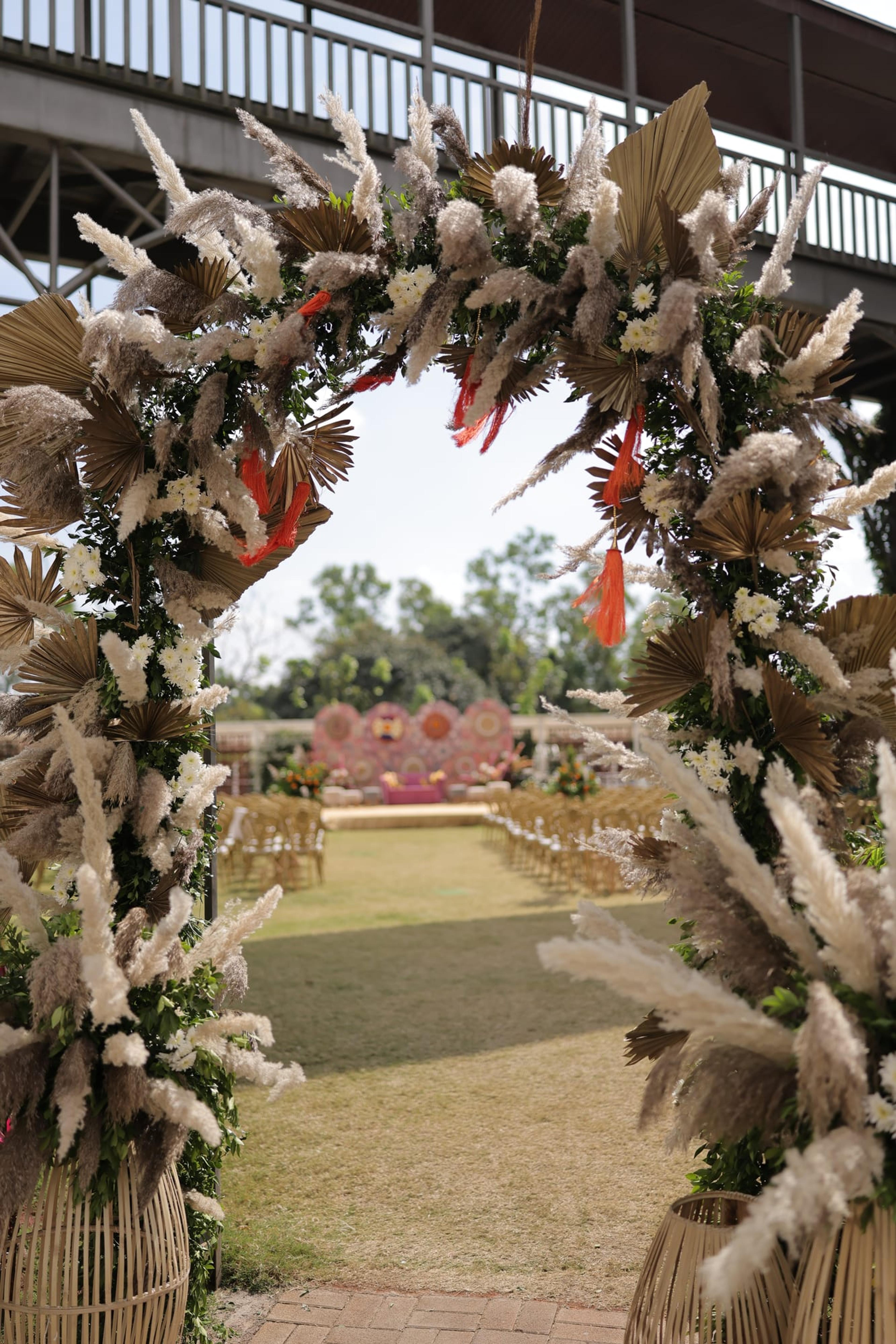 Divya & Rishabh, moment 4