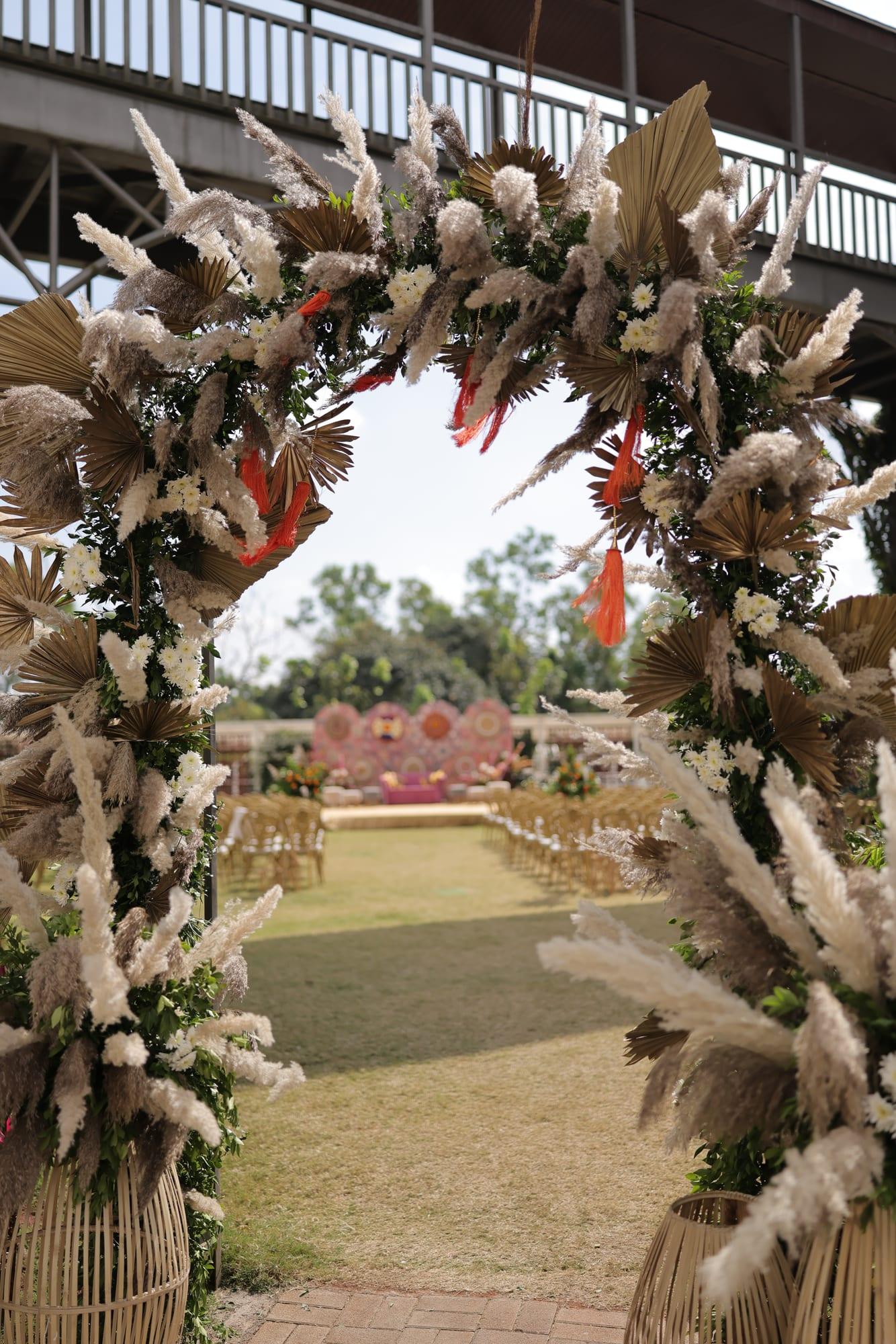 Divya & Rishabh, moment 4
