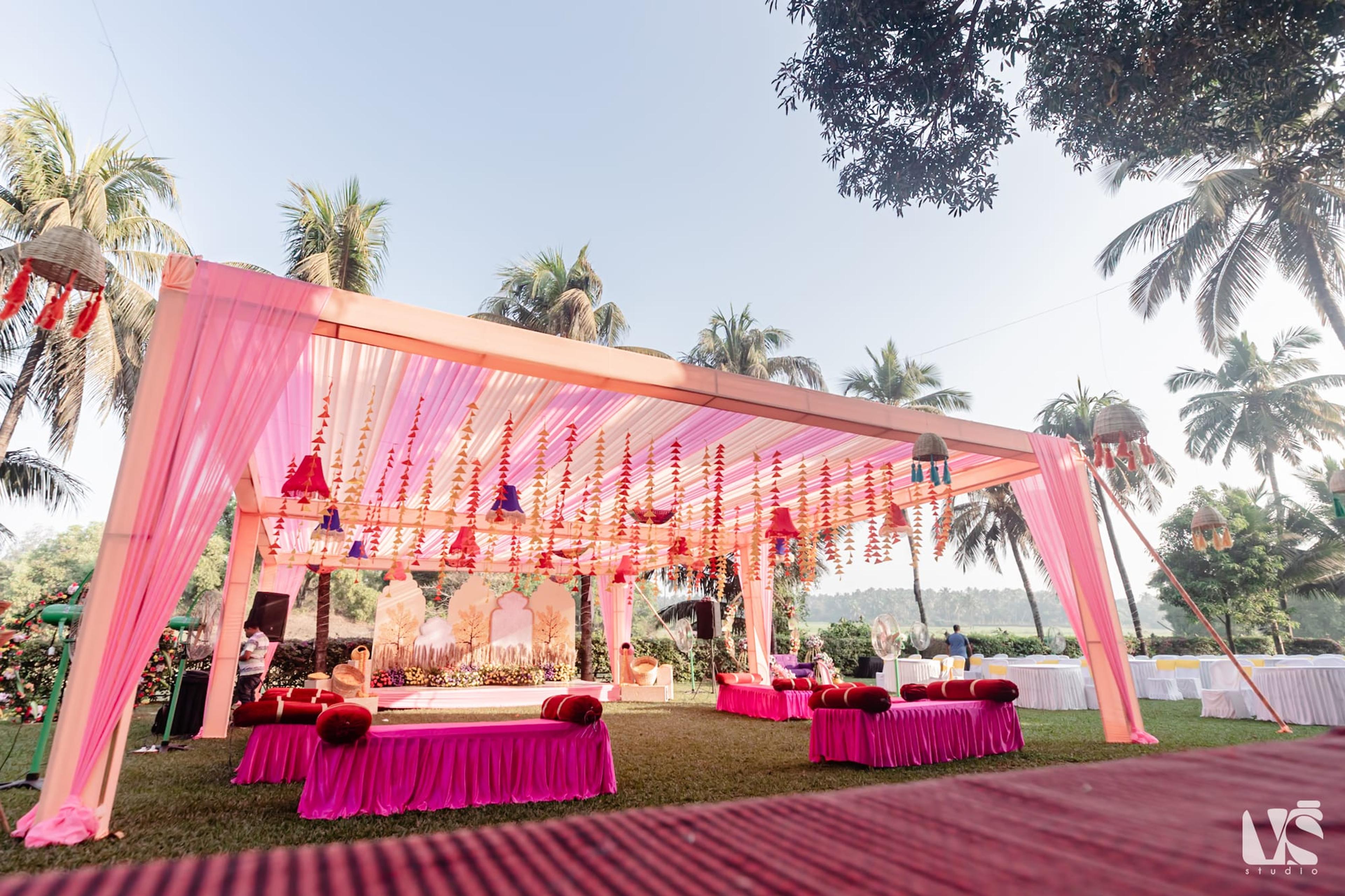 Nishant & Karniar, moment 1