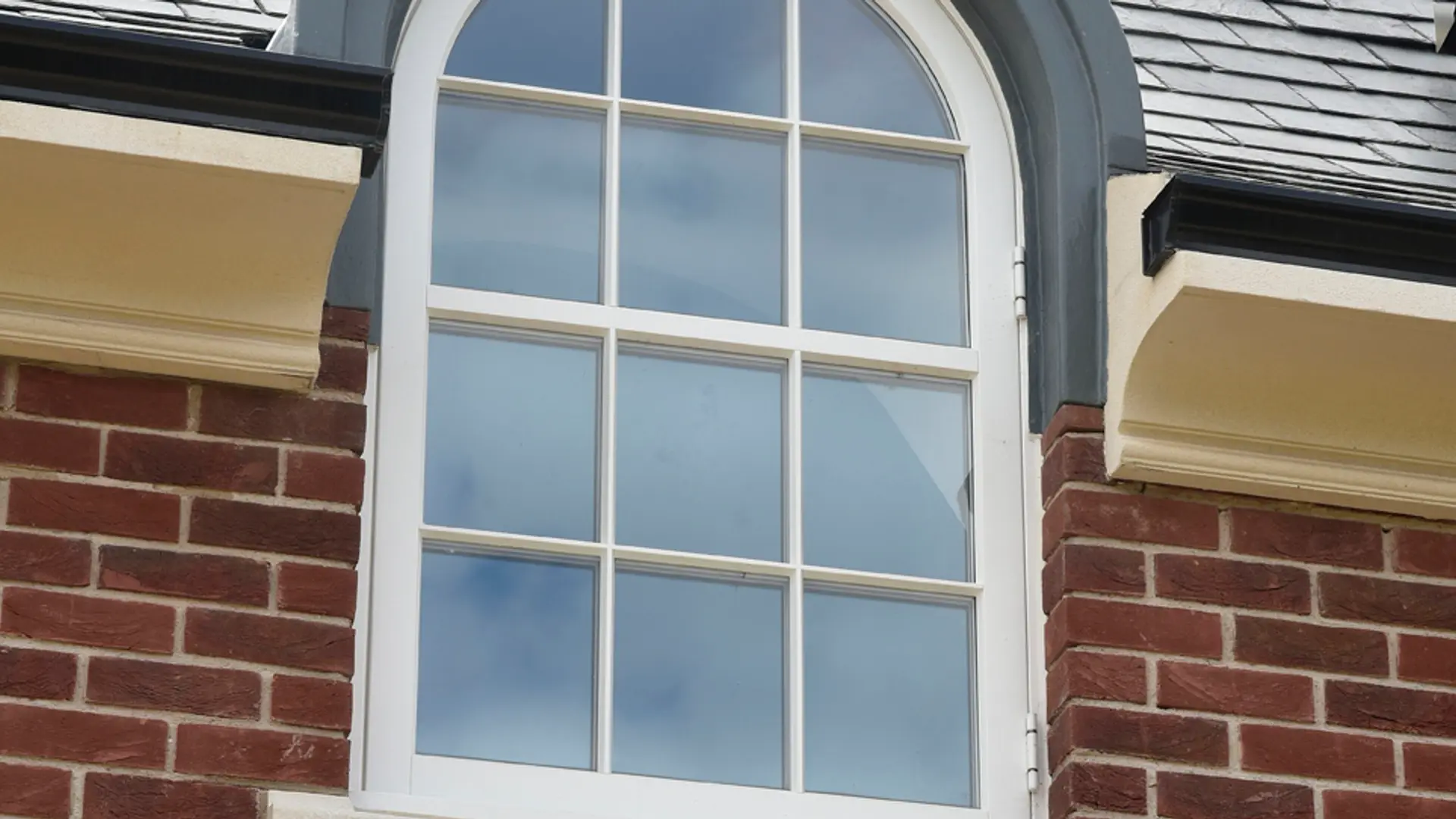 Sash Windows White Exterior 88 - Sash window in White