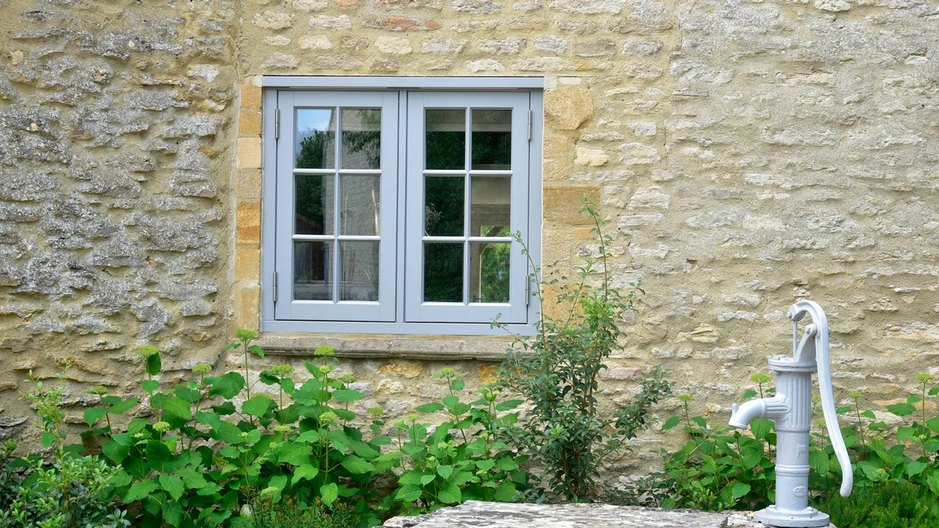 Casement Windows Grey Exterior 9 - Casement window in Grey
