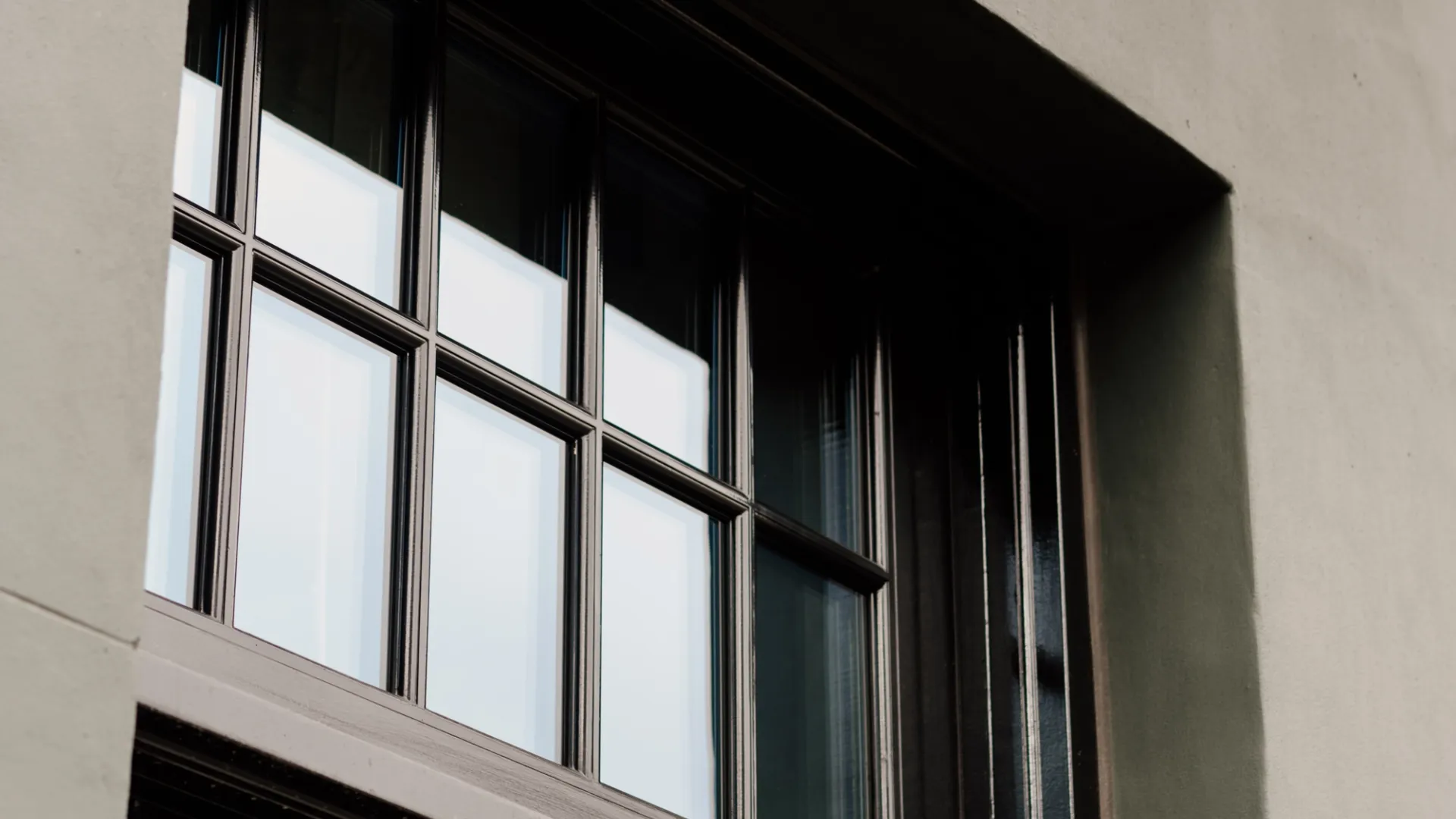 Wooden Windows & Doors That Strengthen Home Security