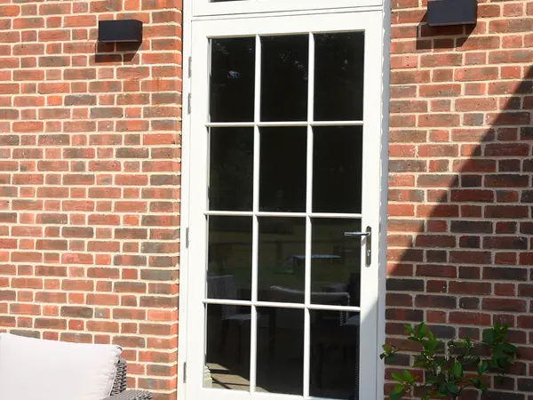 Single Door White Exterior 9 - Single door in White