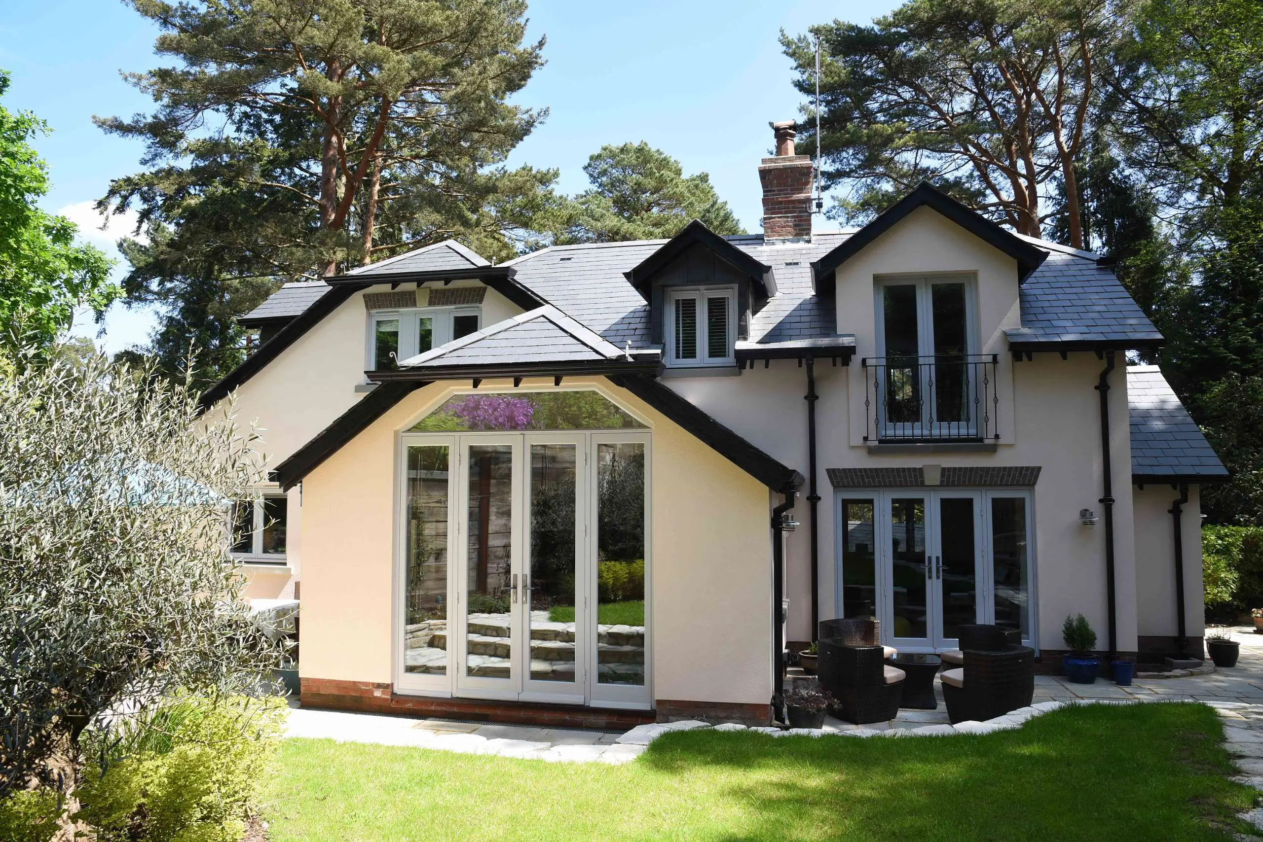 mumford_and_wood_french_single_and_balcony_doors_from_conservation_range_15
