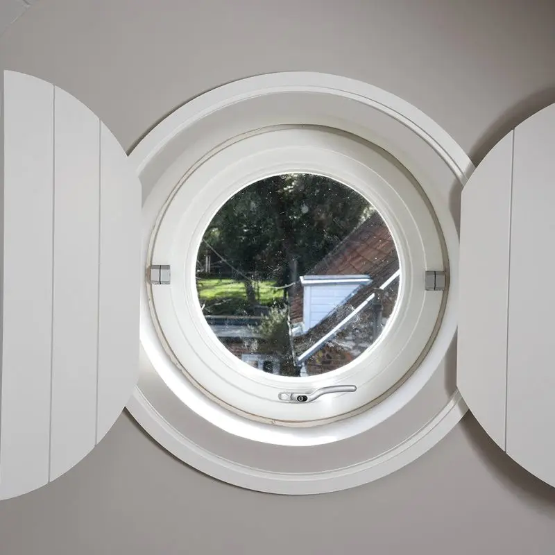 Mumford_and_wood_timber_casement_windows_from_the_conservation_range_45