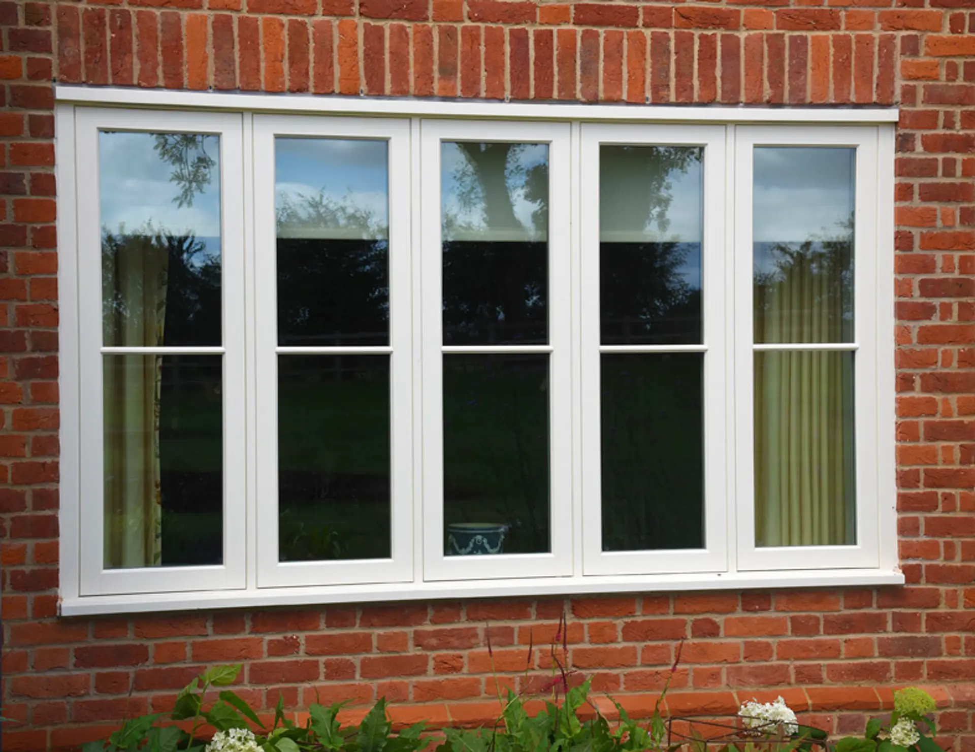 Casement Windows White Exterior 6 - Casement window in White