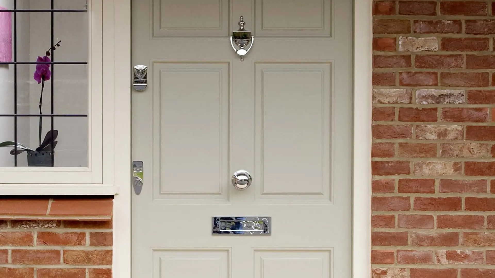 Mumford & Wood Ironmongery Polished Chrome Entrance Door - in