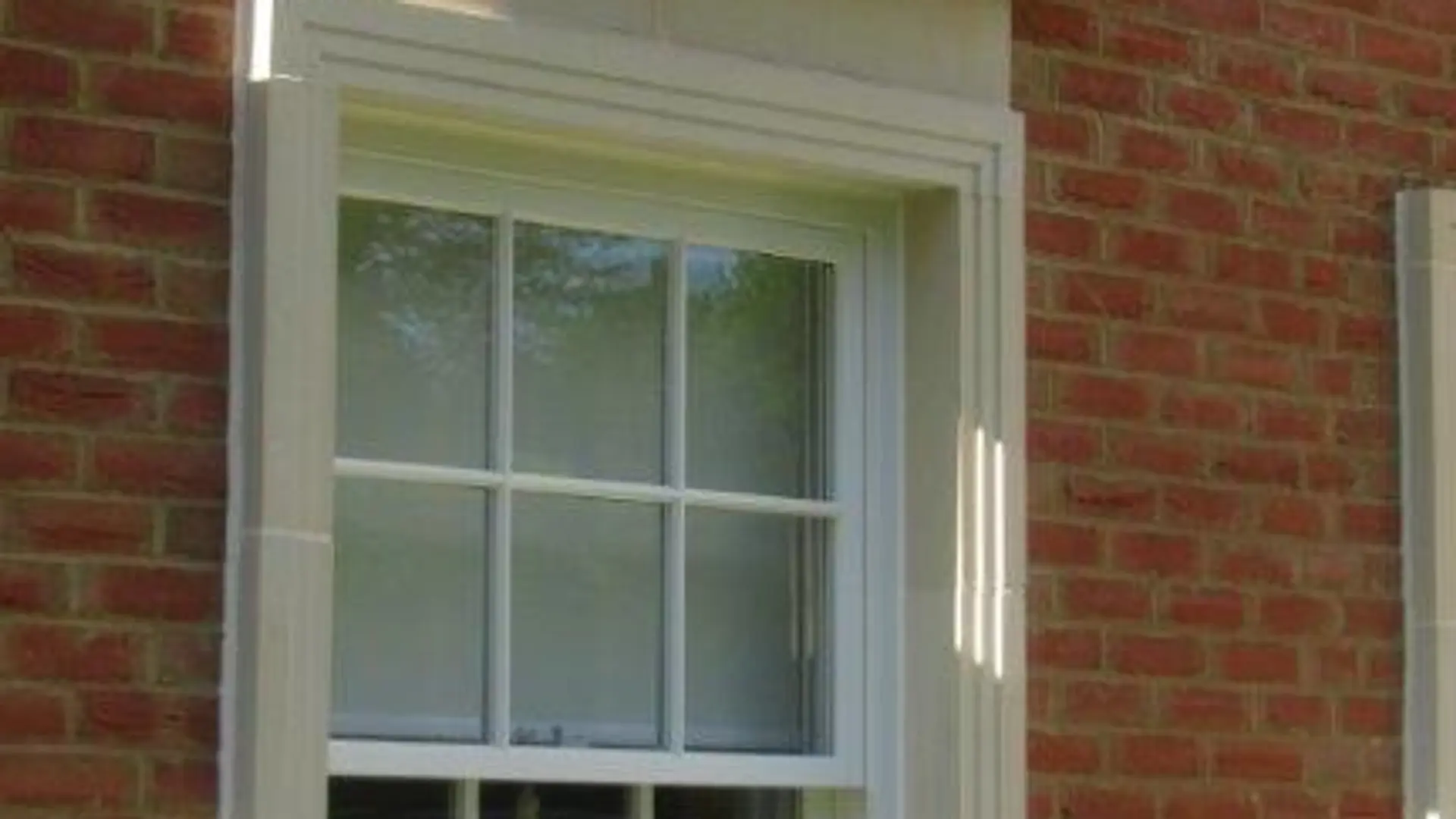 Sash Windows White Exterior 46 - Sash window in White