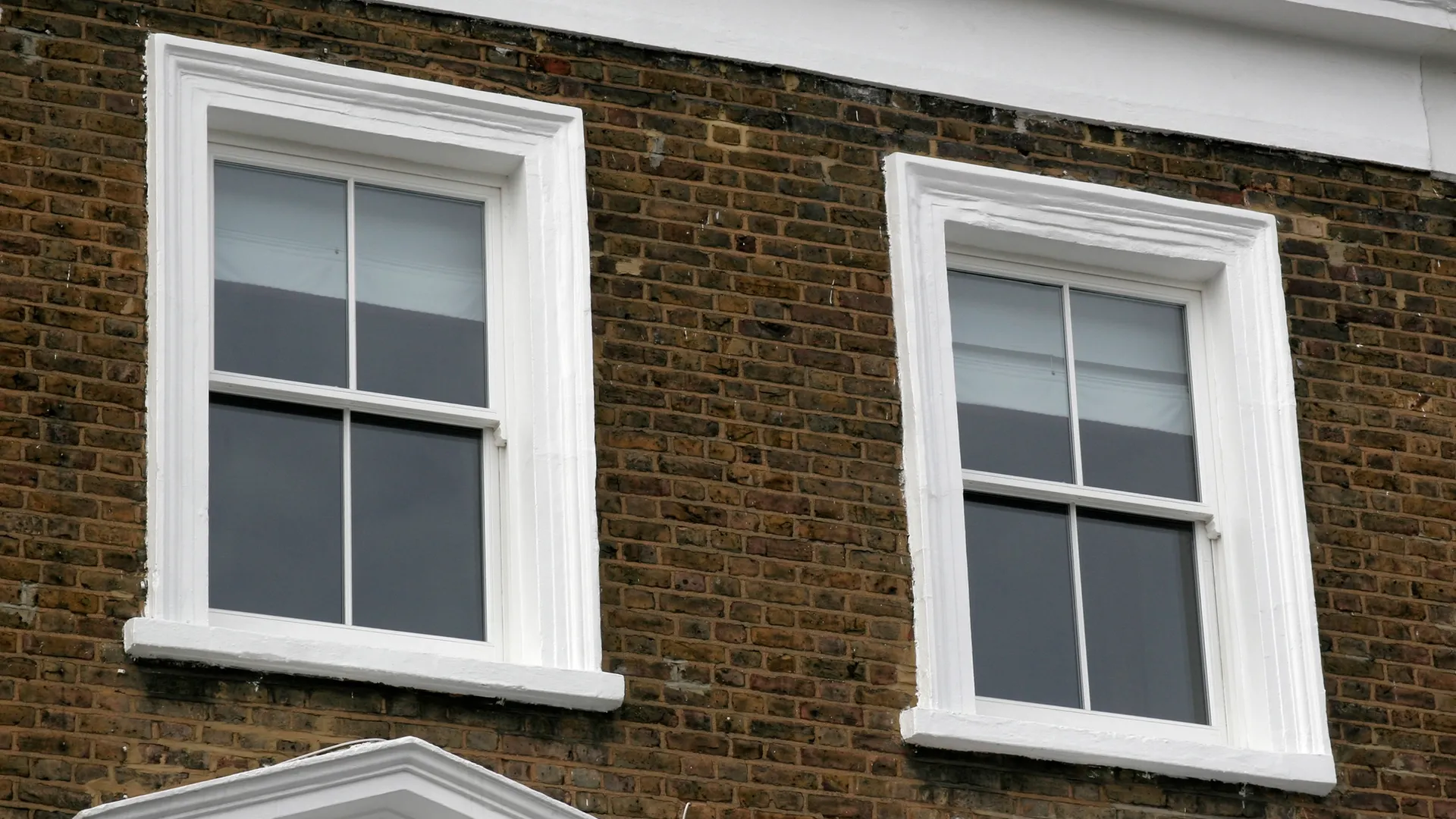Sash Windows White Exterior 52 - Sash window in White