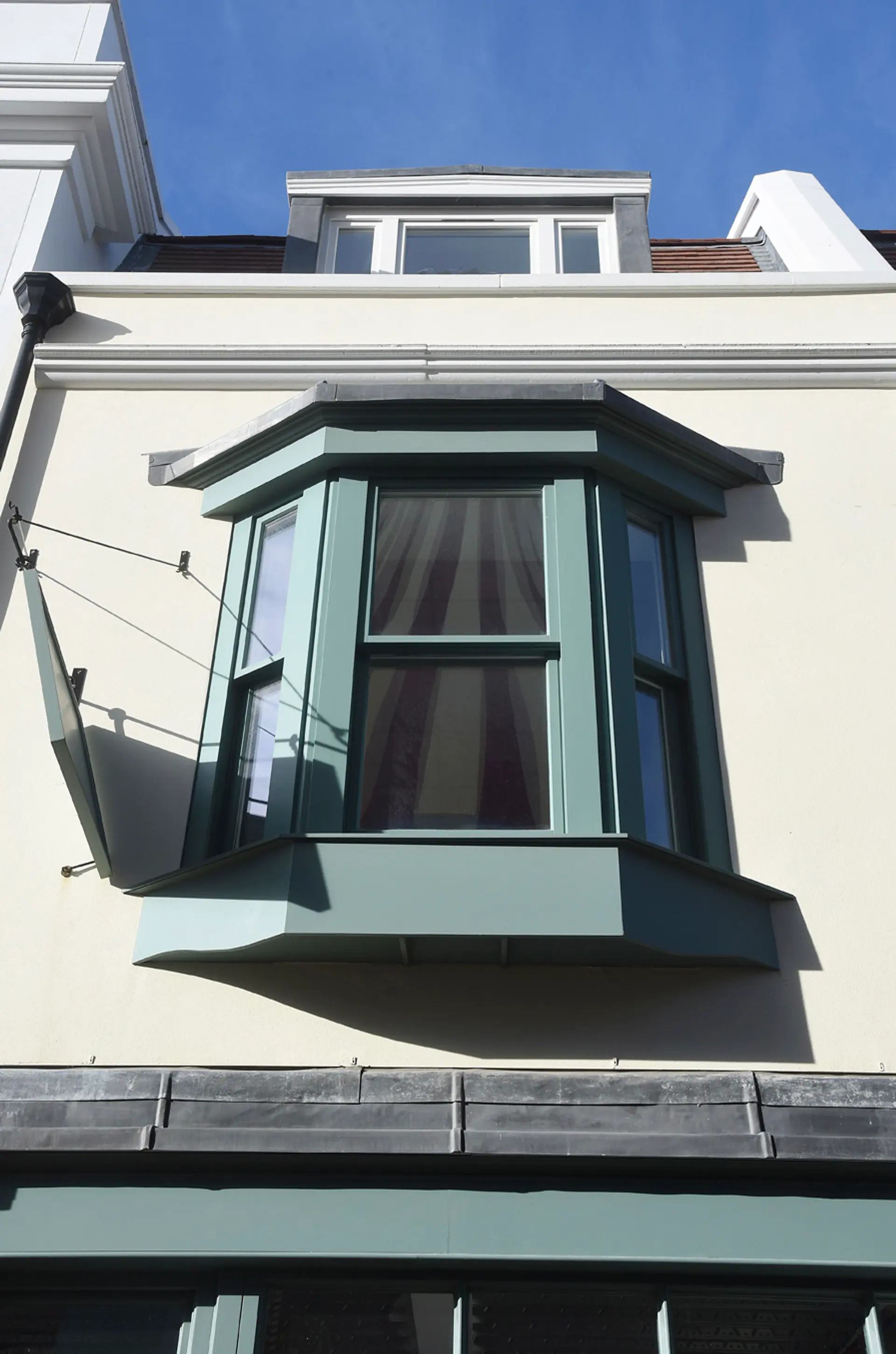 Sash Windows Green Exterior - Sash window in Green