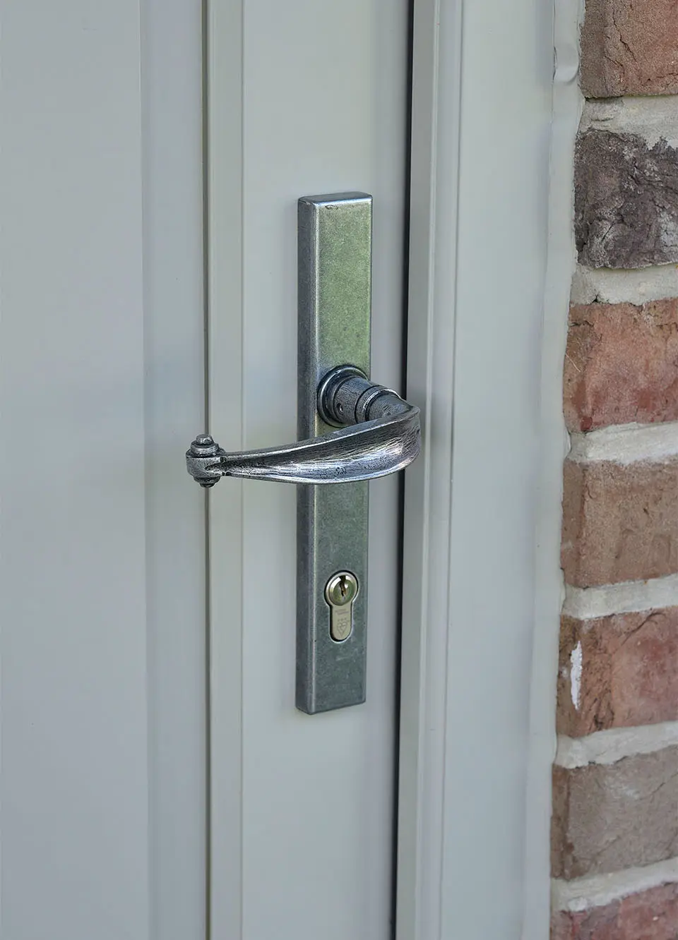 Stapehill Abbey Development Unites New Builds with Sensitive Conversions