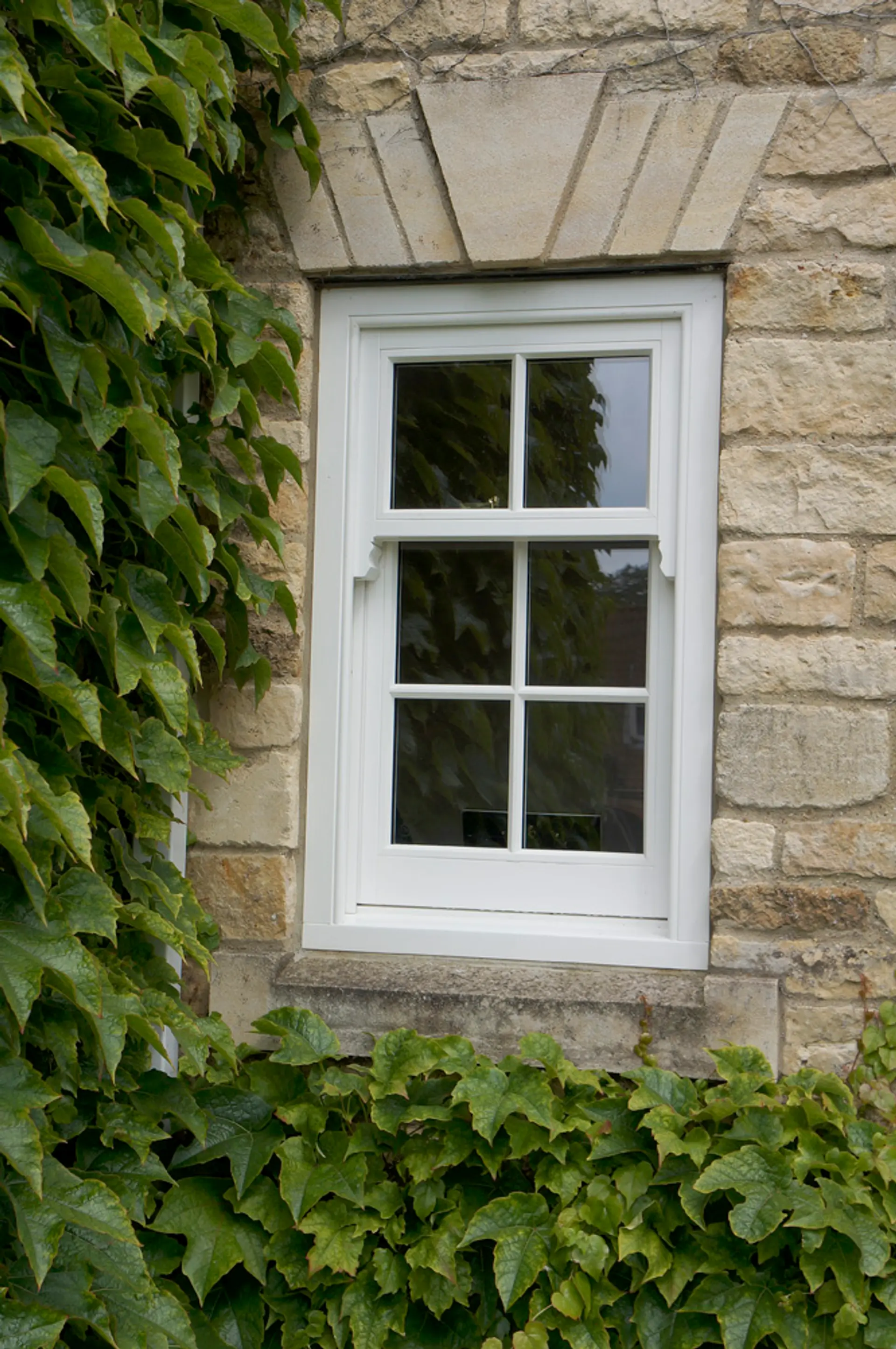 Sash Windows White Exterior 68 - Sash window in White