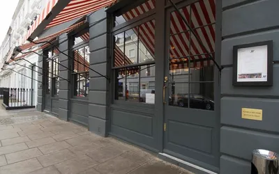 Why Timber Windows Are the Smart Choice for Builders & Contractors