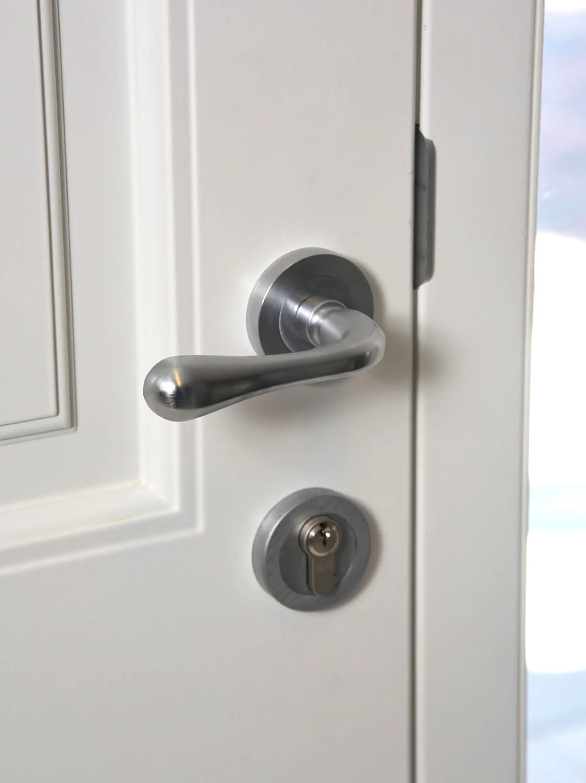 Mumford & Wood Ironmongery Satin Chrome Entrance Door 8 - in