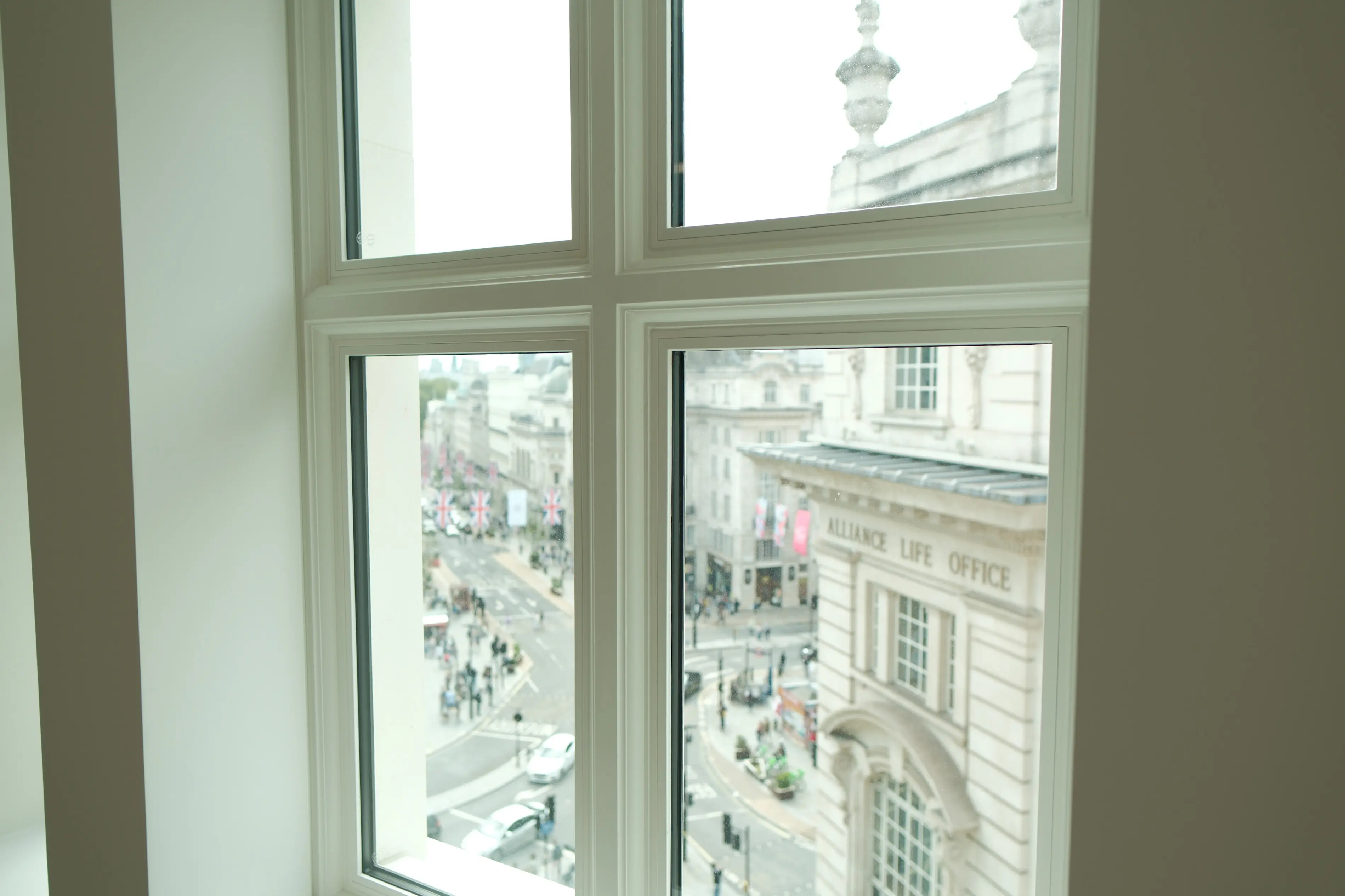 piccadilly circus timber windows