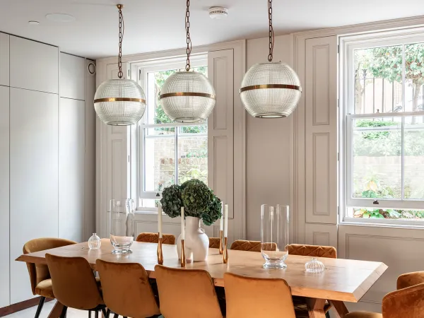 Sash Windows White Interior 19 - Sash window in White