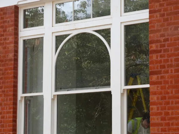 Sash Windows White Exterior 34 - Sash window in White