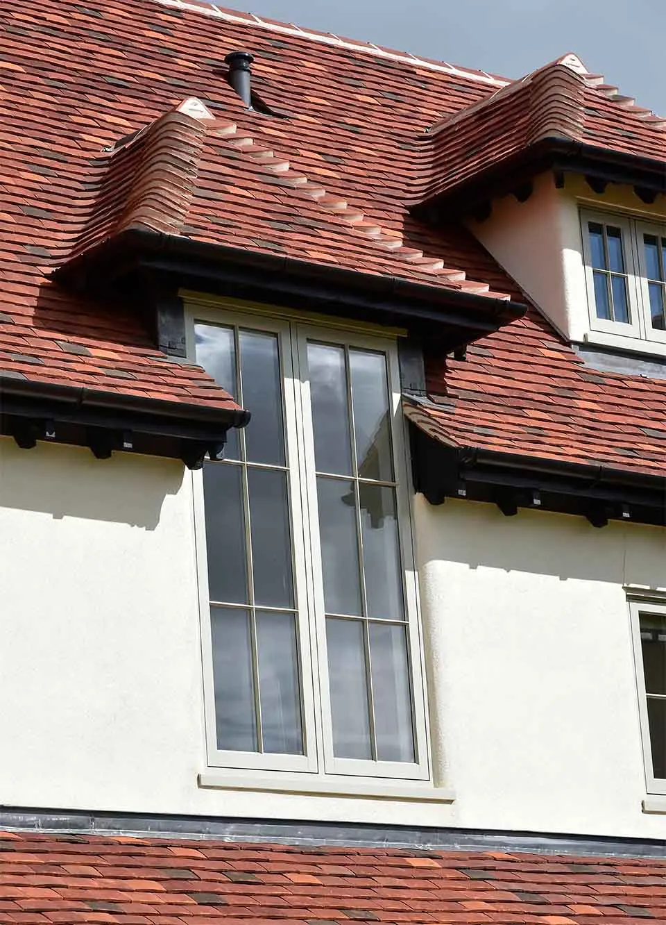 Traditional New Family Home in Hertfordshire Featuring Mumford & Wood