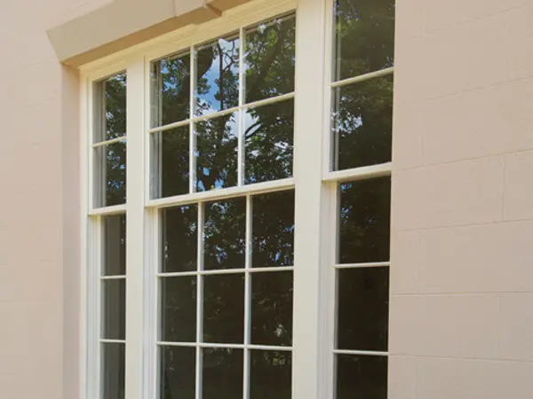 Sash Windows White Exterior 33 - Sash window in White