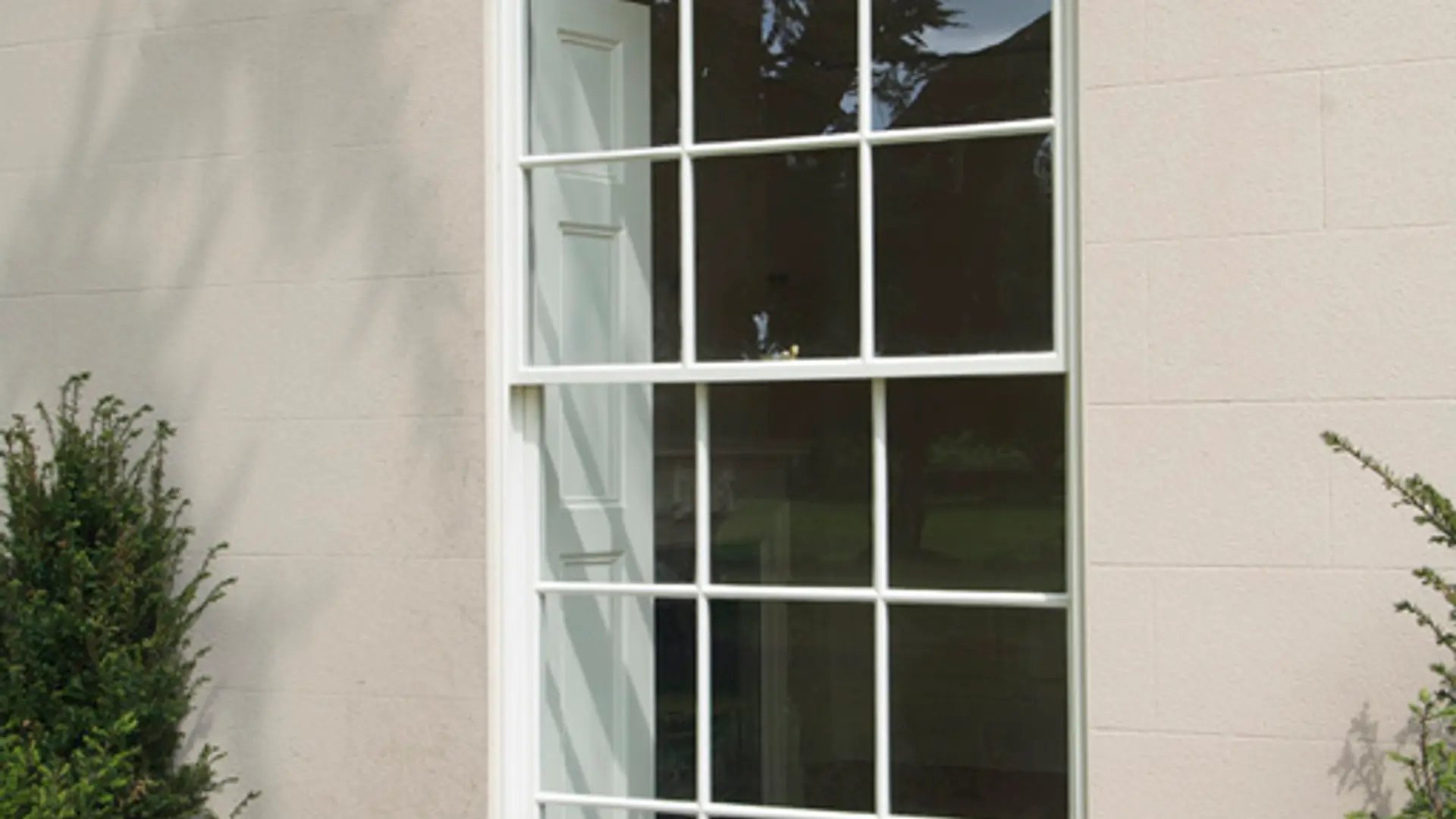 Sash Windows White Exterior 32 - Sash window in White