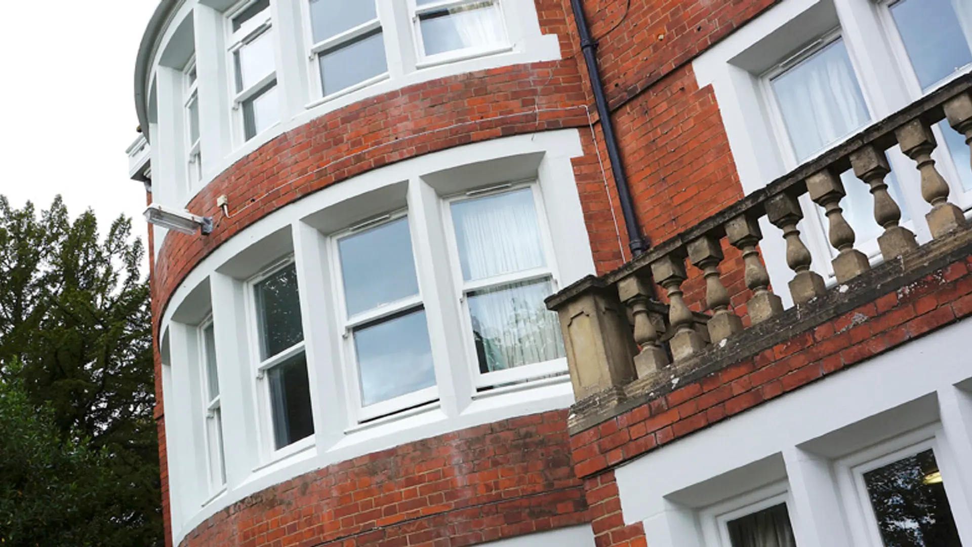 Casement Windows White Exterior 59 - Casement window in White