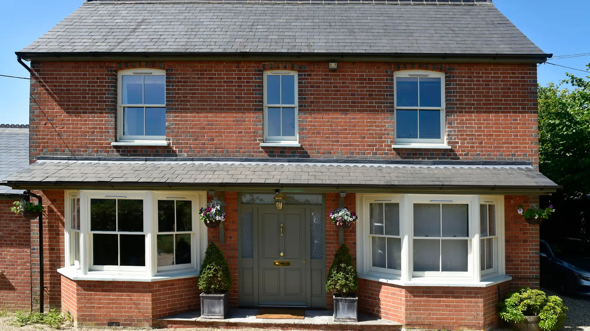 Sash Windows White Exterior 83 - Sash window in White
