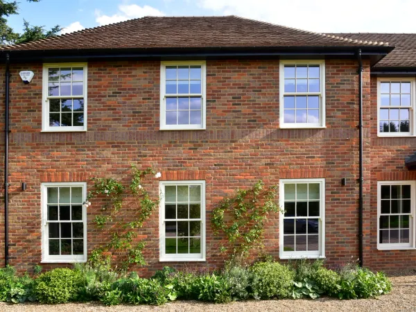 Sash Windows White Exterior 72 - Sash window in White