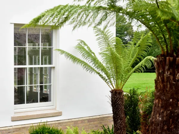 Sash Windows White Exterior 20 - Sash window in White