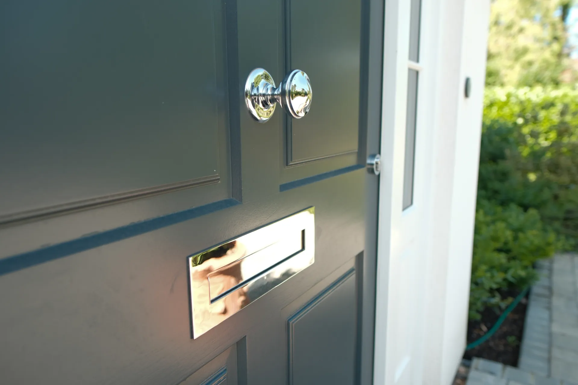 Mumford & Wood Ironmongery Polished Chrome Entrance Door 15 - in