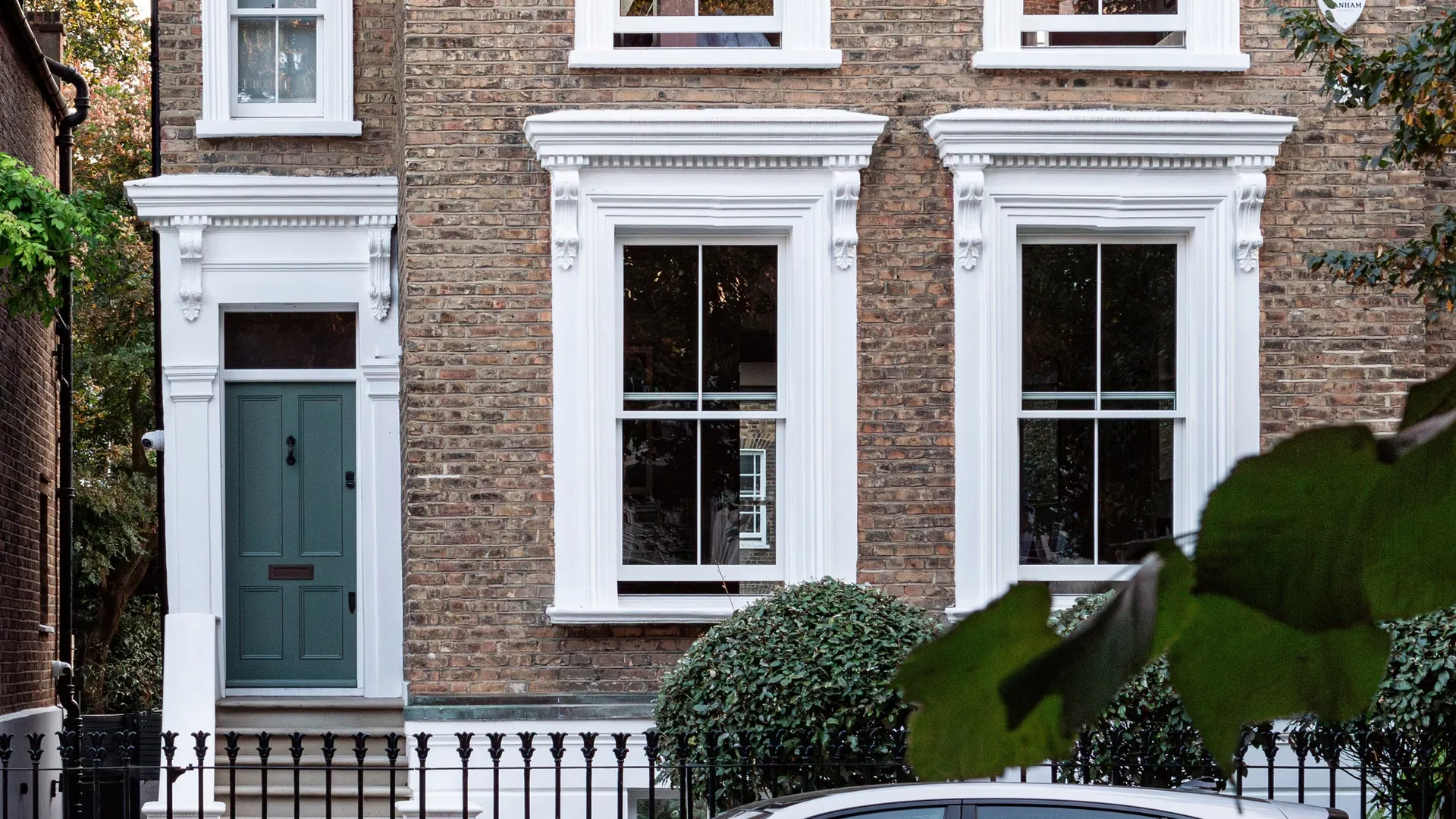 Sash Windows White Exterior 92 - Sash window in White
