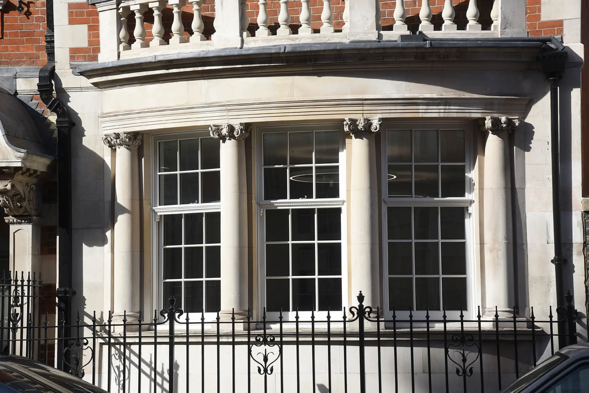 Sash Windows White Exterior 74 - Sash window in White