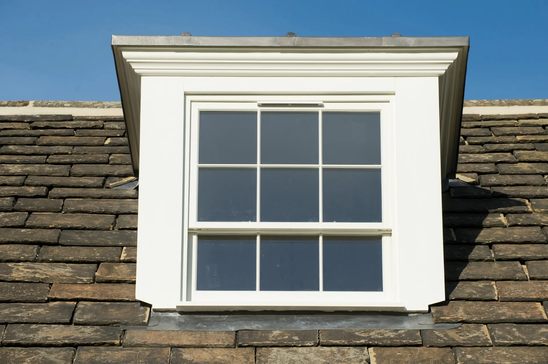 Sash Windows White Exterior 9 - Sash window in White