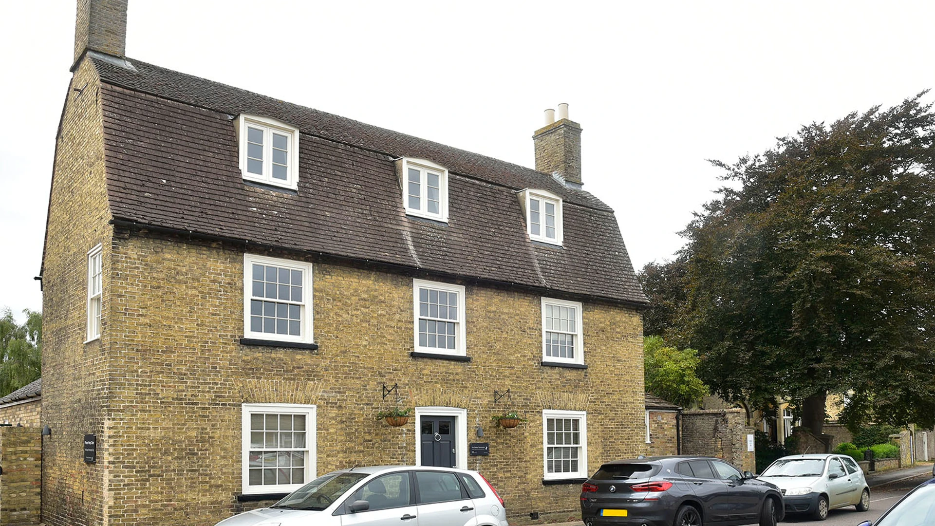 Architecture Practice Transformed with Bespoke Timber Features