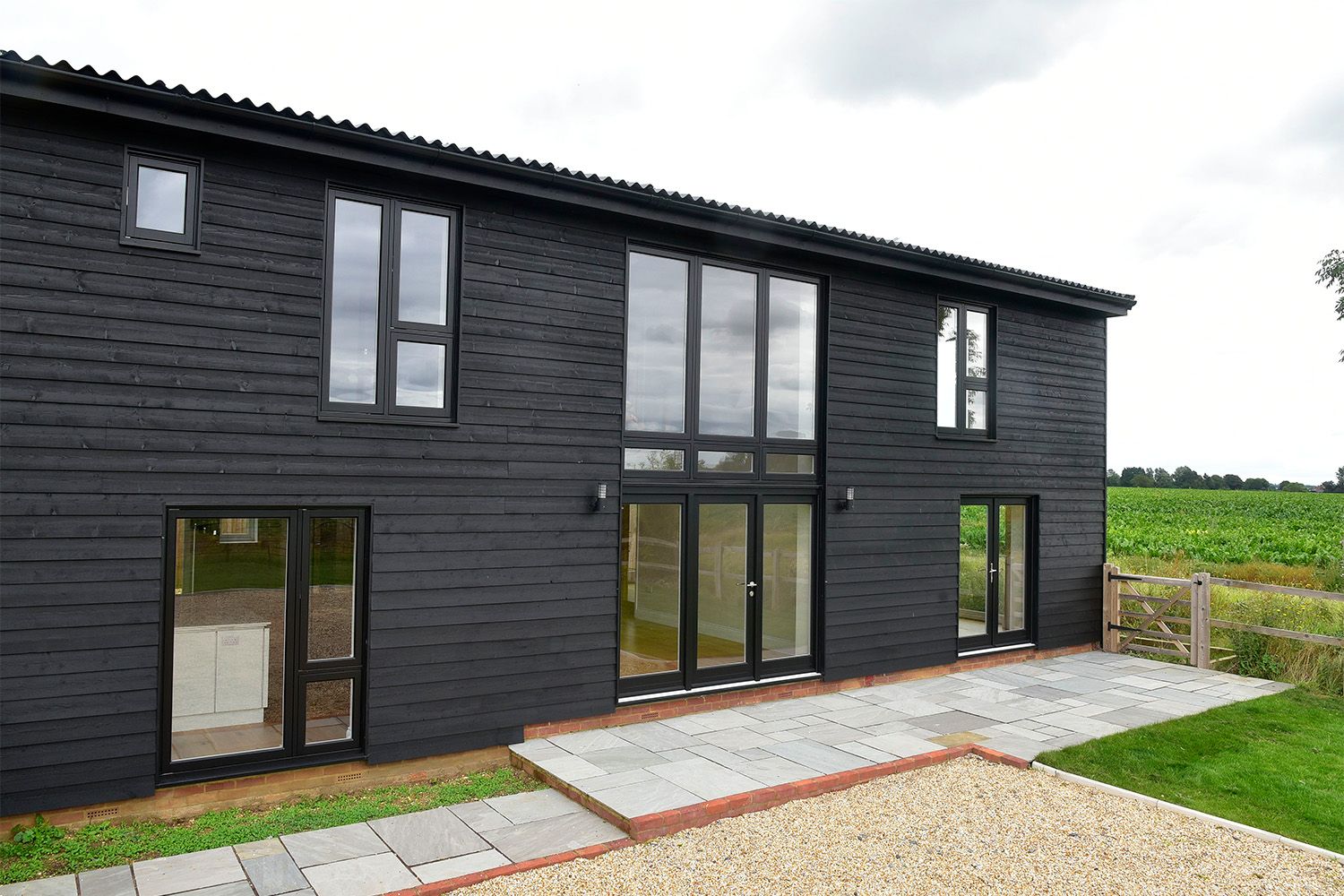 Farm Buildings in Hertfordshire Redeveloped with Traditional Flair