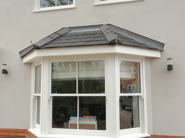 Sash Windows White Exterior 18 - Sash window in White