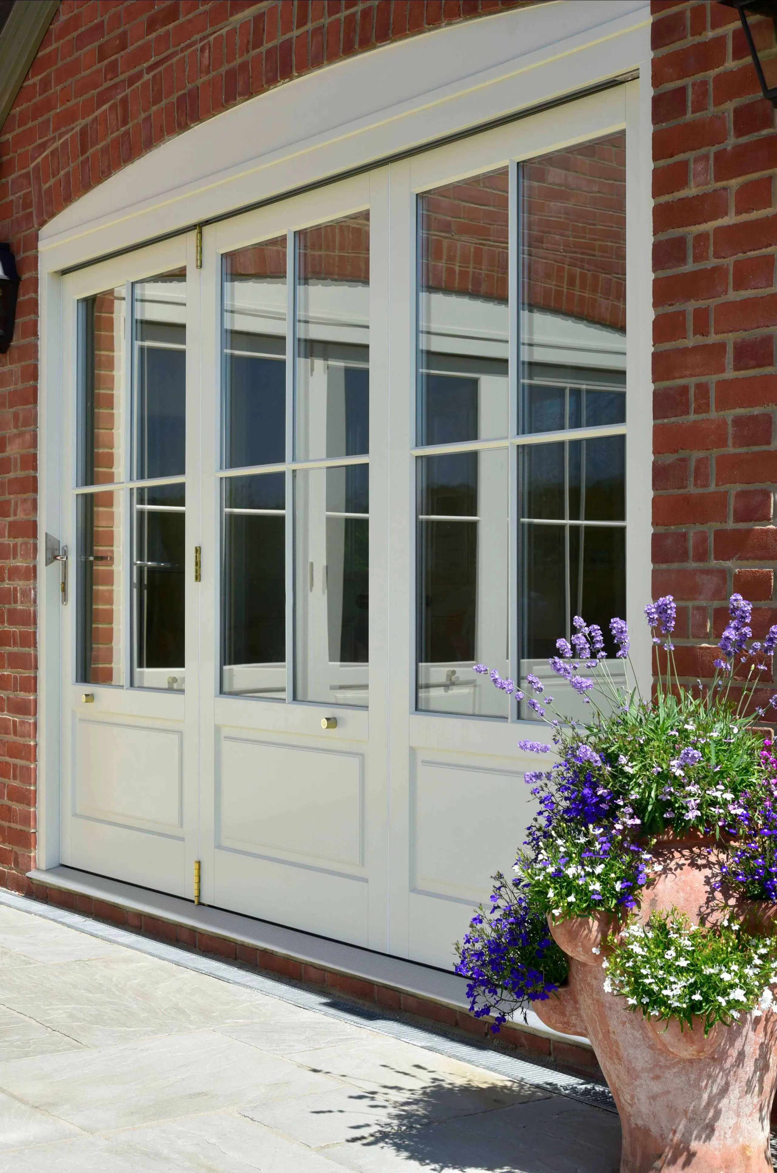 mumford_and_wood_timber_bifold_doors_from_the_conservation_range_1