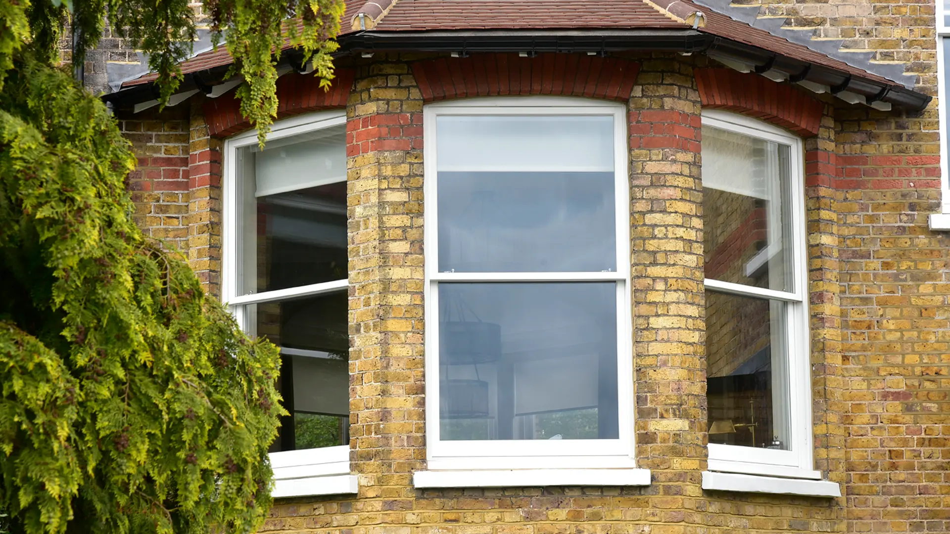 Sash Windows White Exterior 90 - Sash window in White
