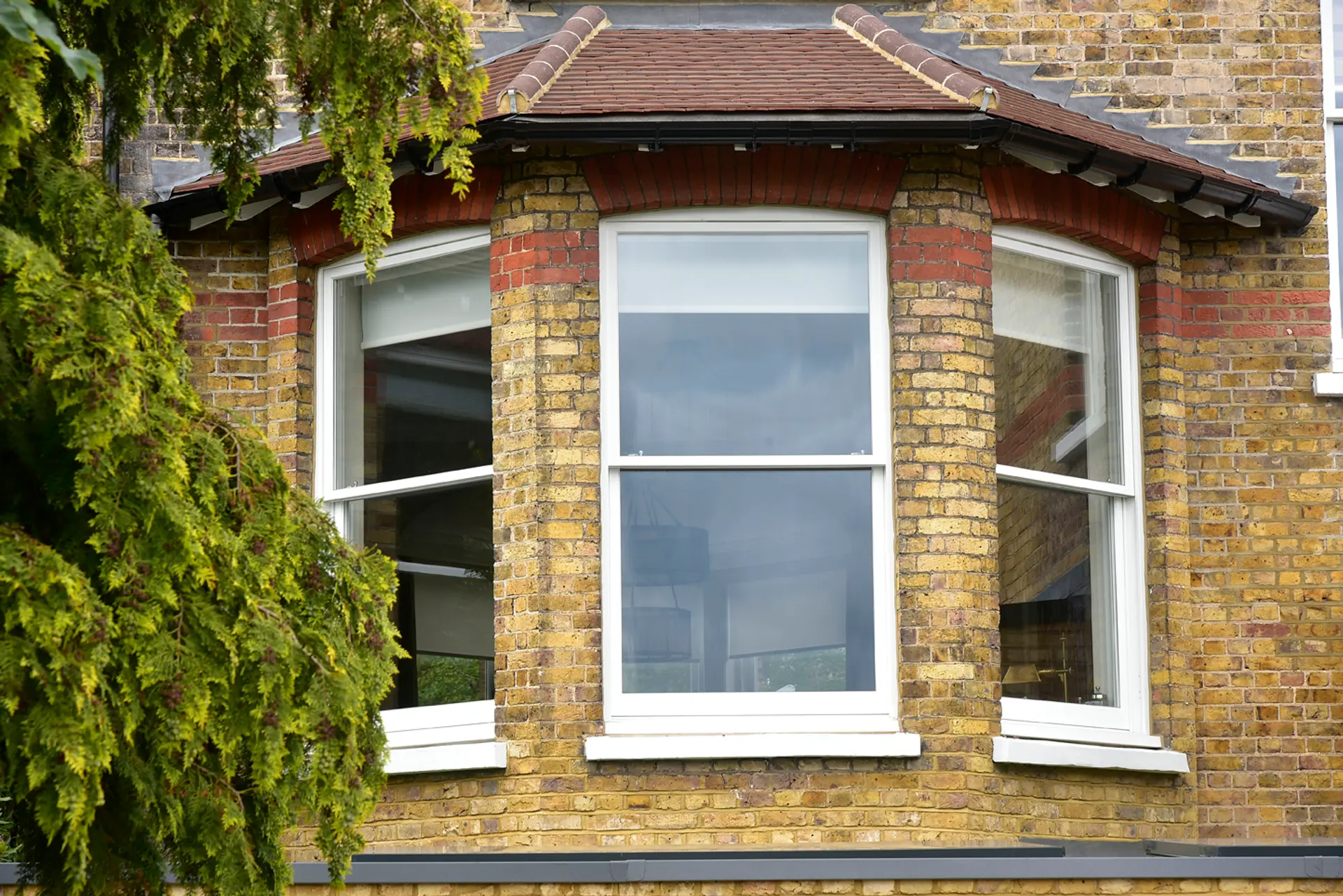 Sash Windows White Exterior 90 - Sash window in White