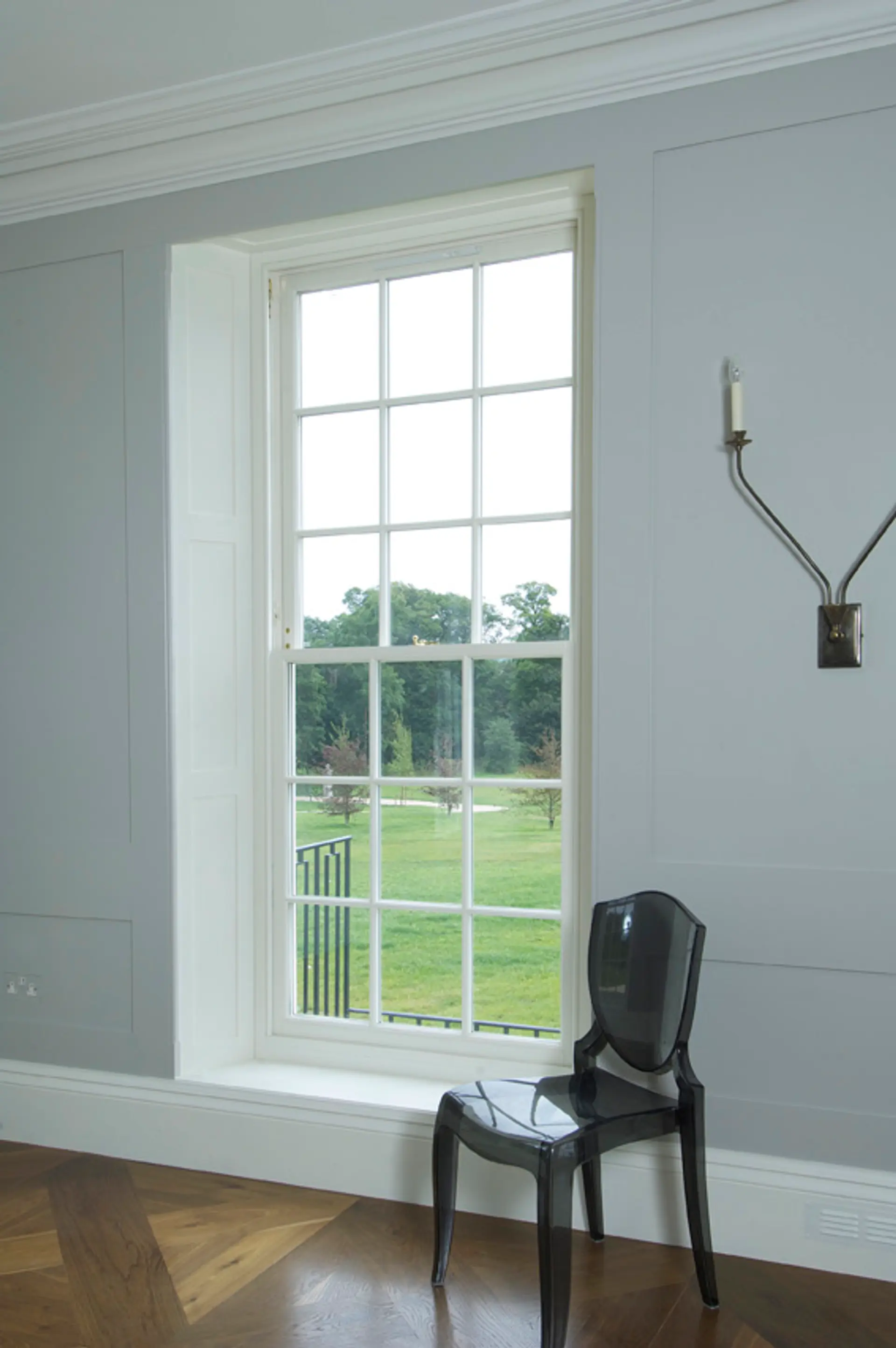 Sash Windows White Interior 14 - Sash window in White