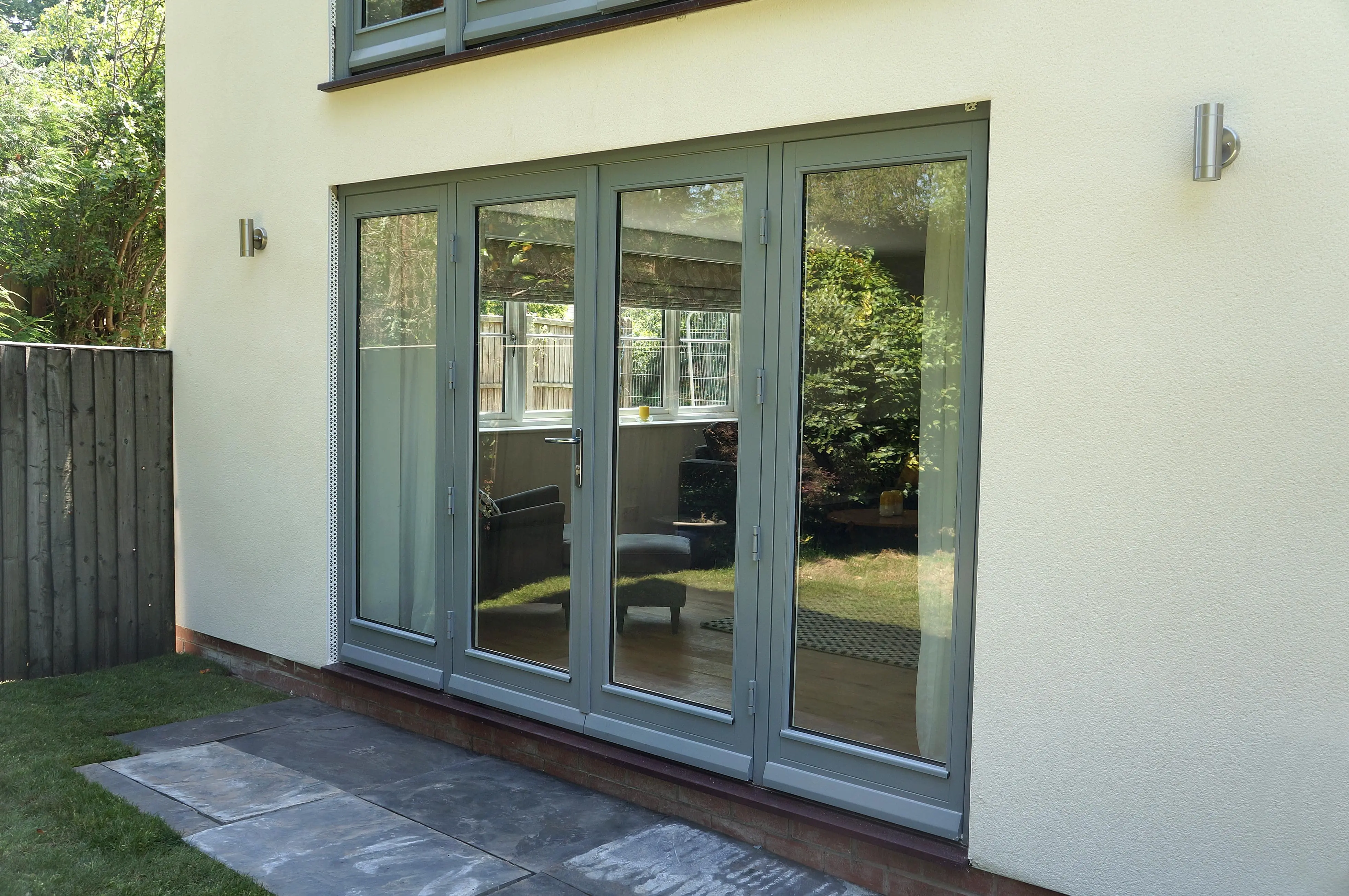 Sarah Beeny's 'Double your house' TV Series