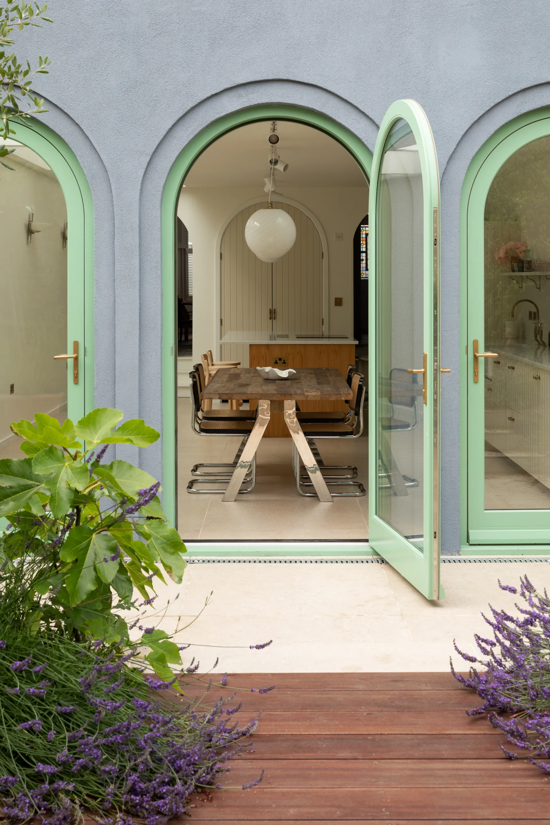 Single Door Green Exterior 4 - Single door in Green