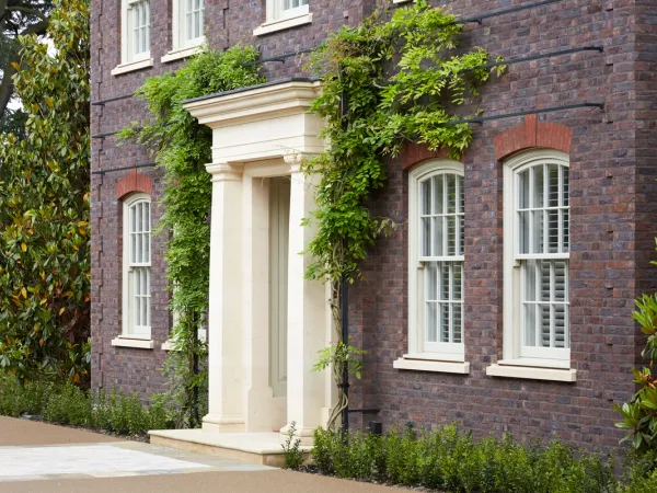 Sash Windows White Exterior 26 - Sash window in White