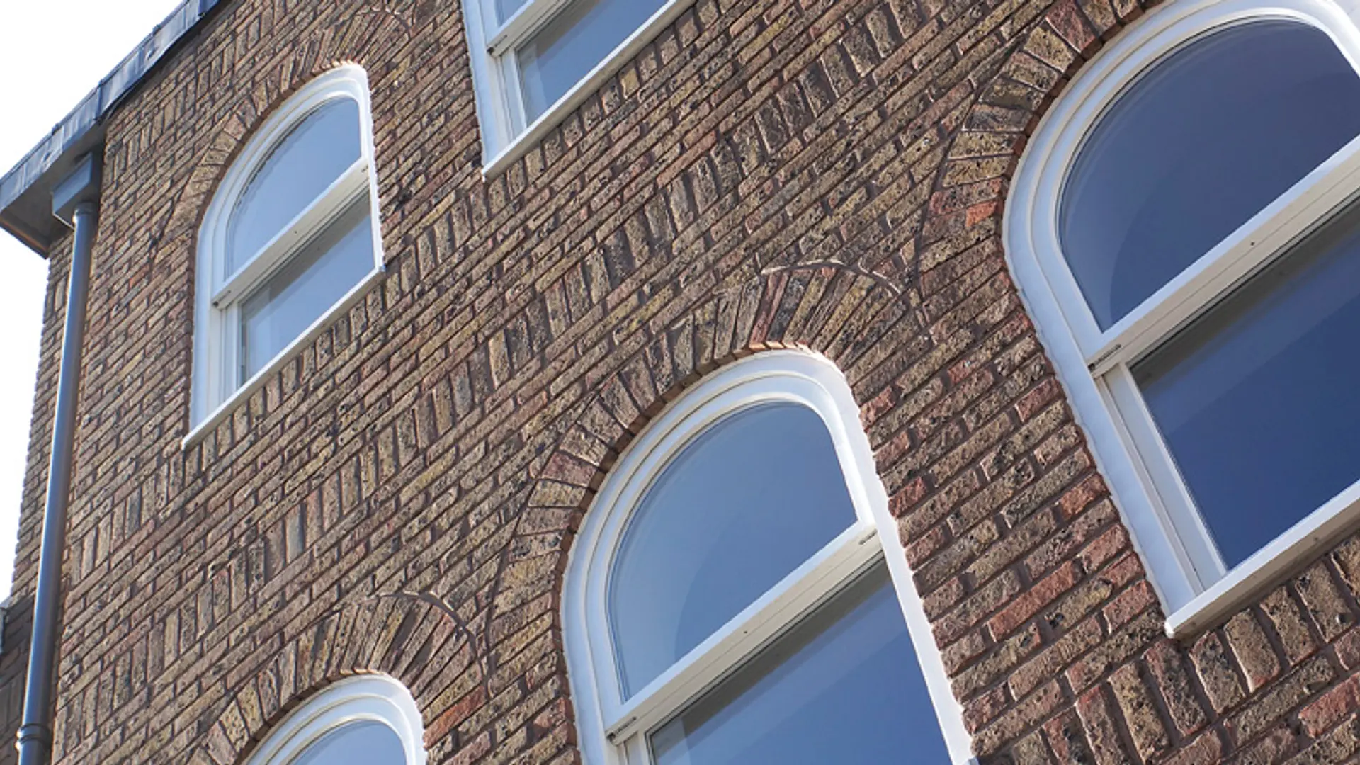 Sash Windows White Exterior 30 - Sash window in White