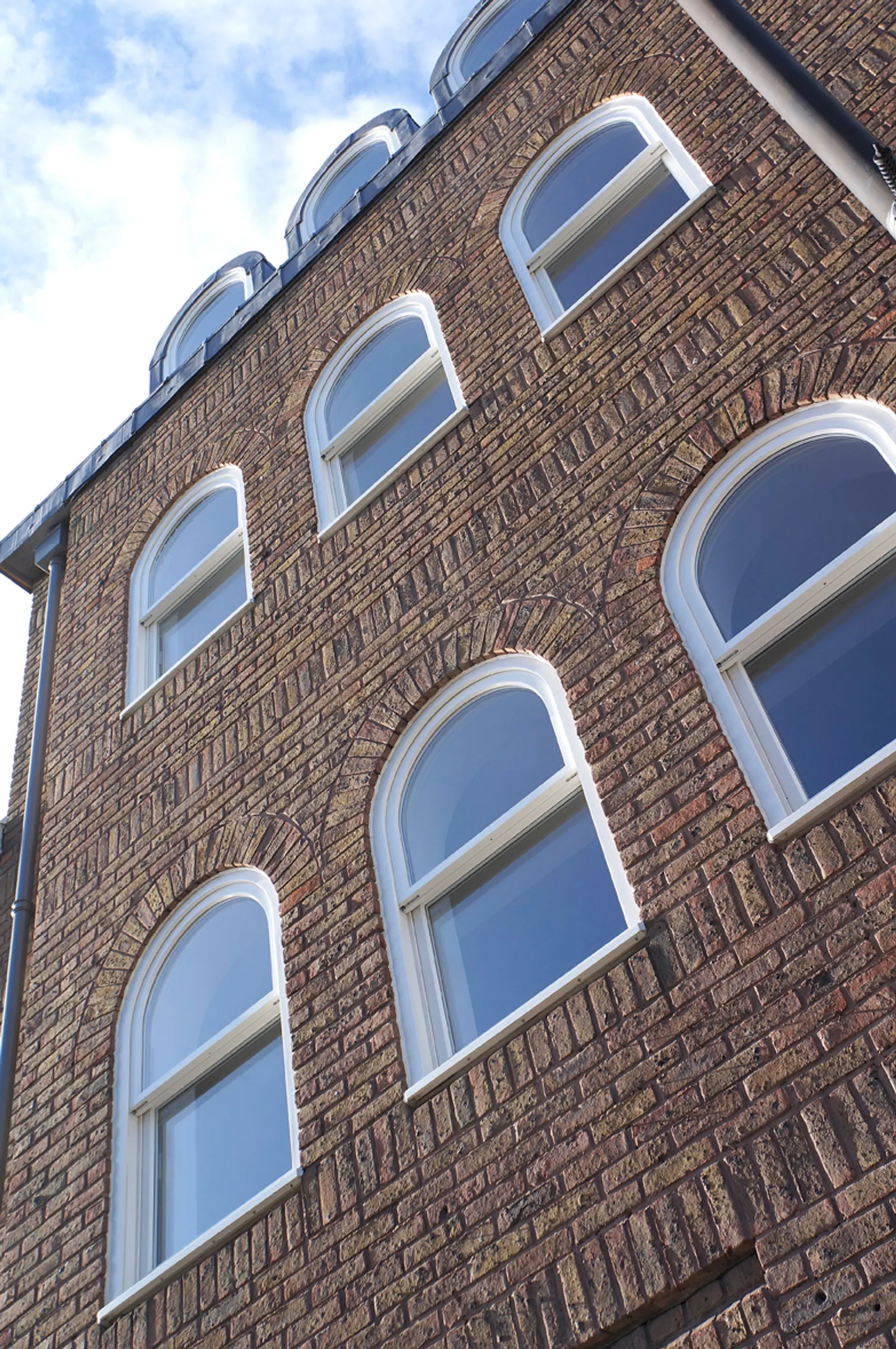 Sash Windows White Exterior 30 - Sash window in White