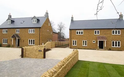 Should You Use Timber Windows for Multi-Unit Developments?